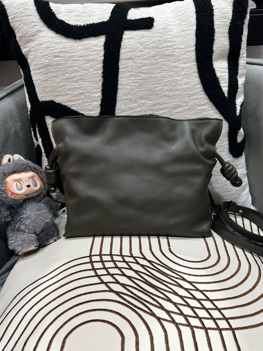 LOEWE Mini Flamenco Shoulder Bag 深綠Nappa Leather 100%Authentic,98%new ✅booklet✅dust bag  
