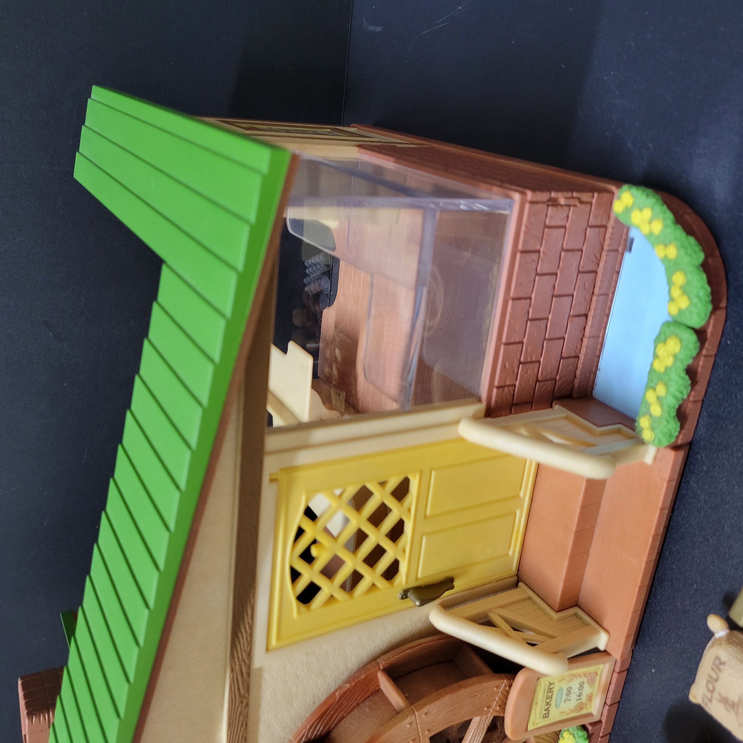 森林家族水車麵包屋C0318