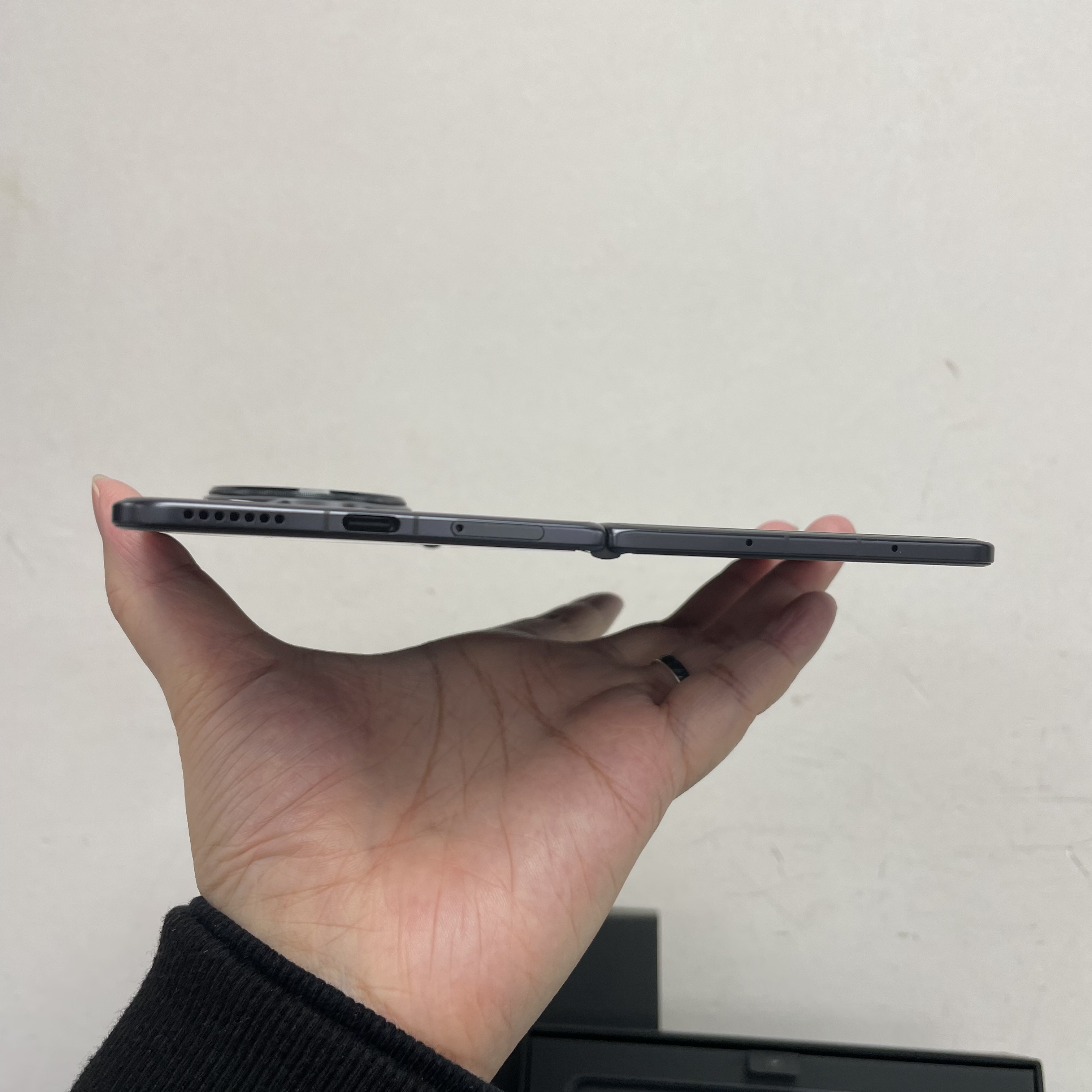 *5869 Honor Magic V5 勁靚機 16+512GB 黑色 black