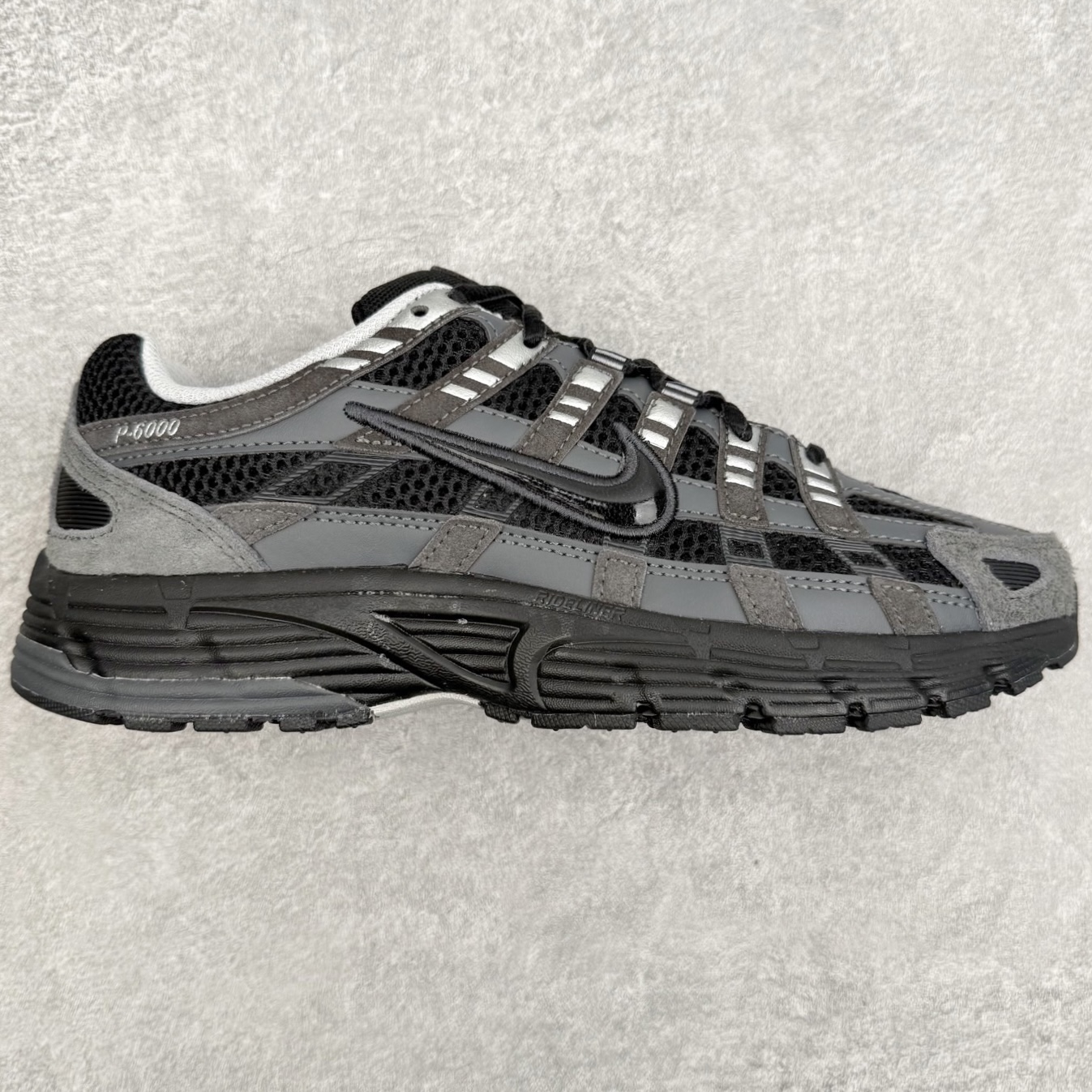 Nike P-6000 HF0015-002