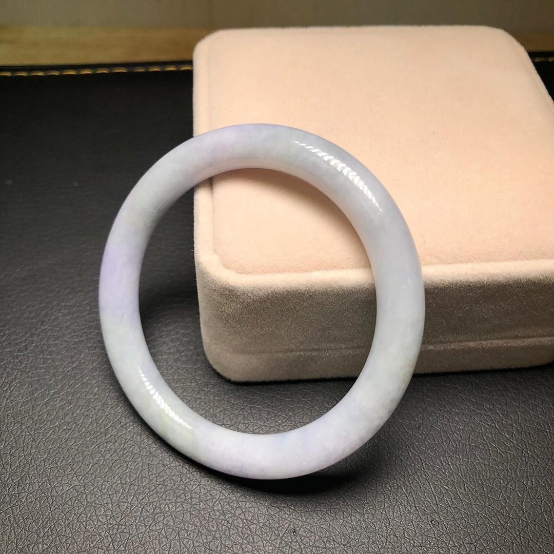 淡桃花春圓條鐲 55.8mm (有裂)