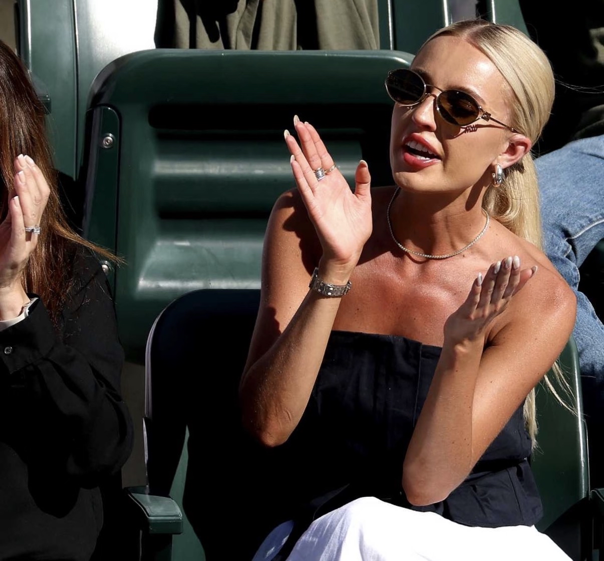 現貨優惠✨好價🍒MIUMIU 金屬框太陽眼鏡