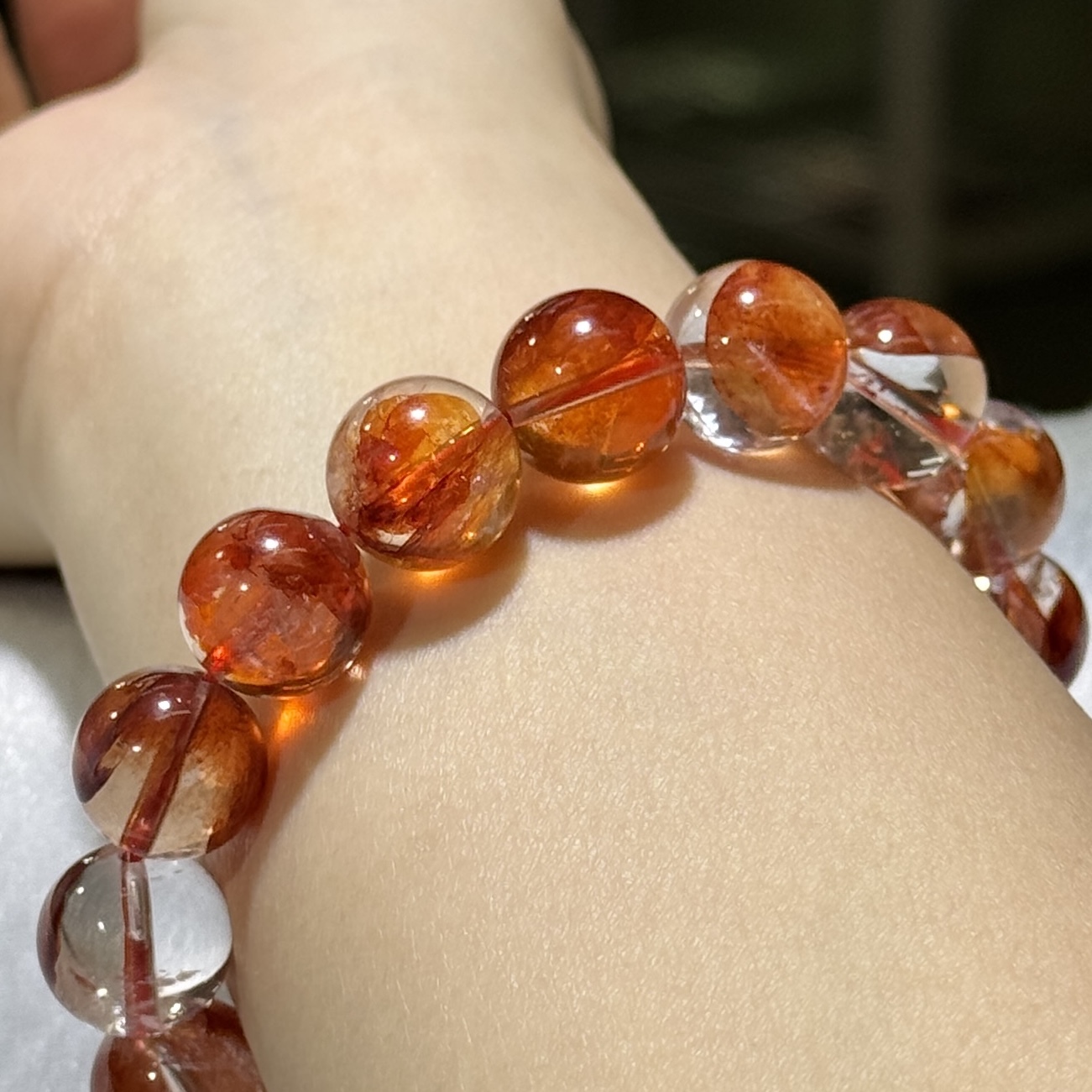 紅膠花水晶手串 12.5 mm +/-