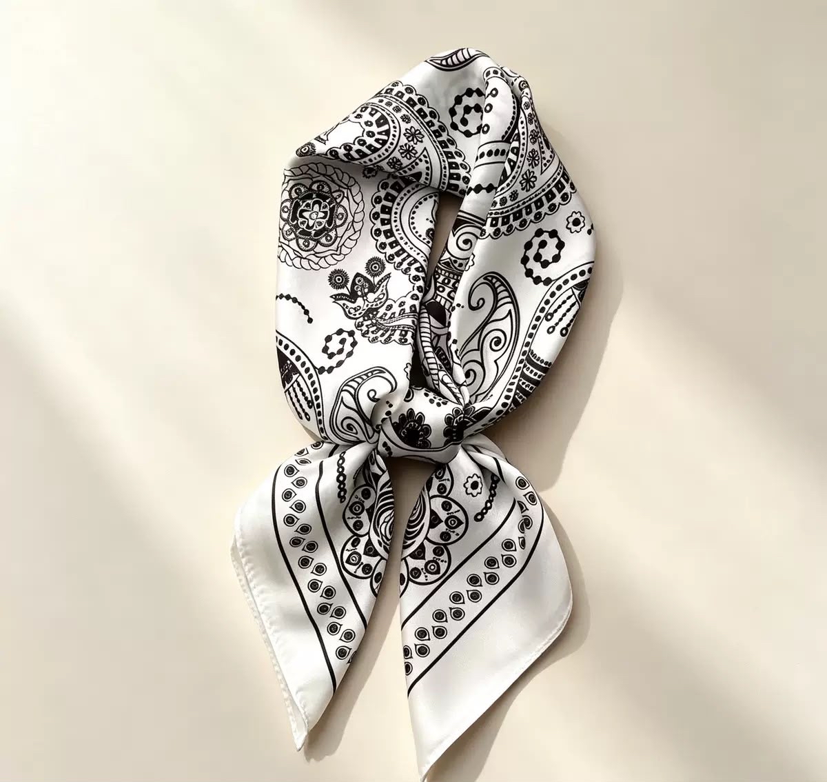 32751 SilkMuse Printed Scarf