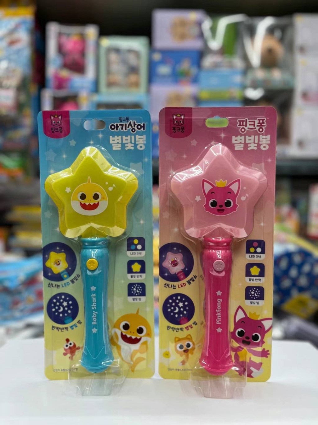   【預訂】韓國直送 Baby Shark / Pink Fong 閃燈棒 