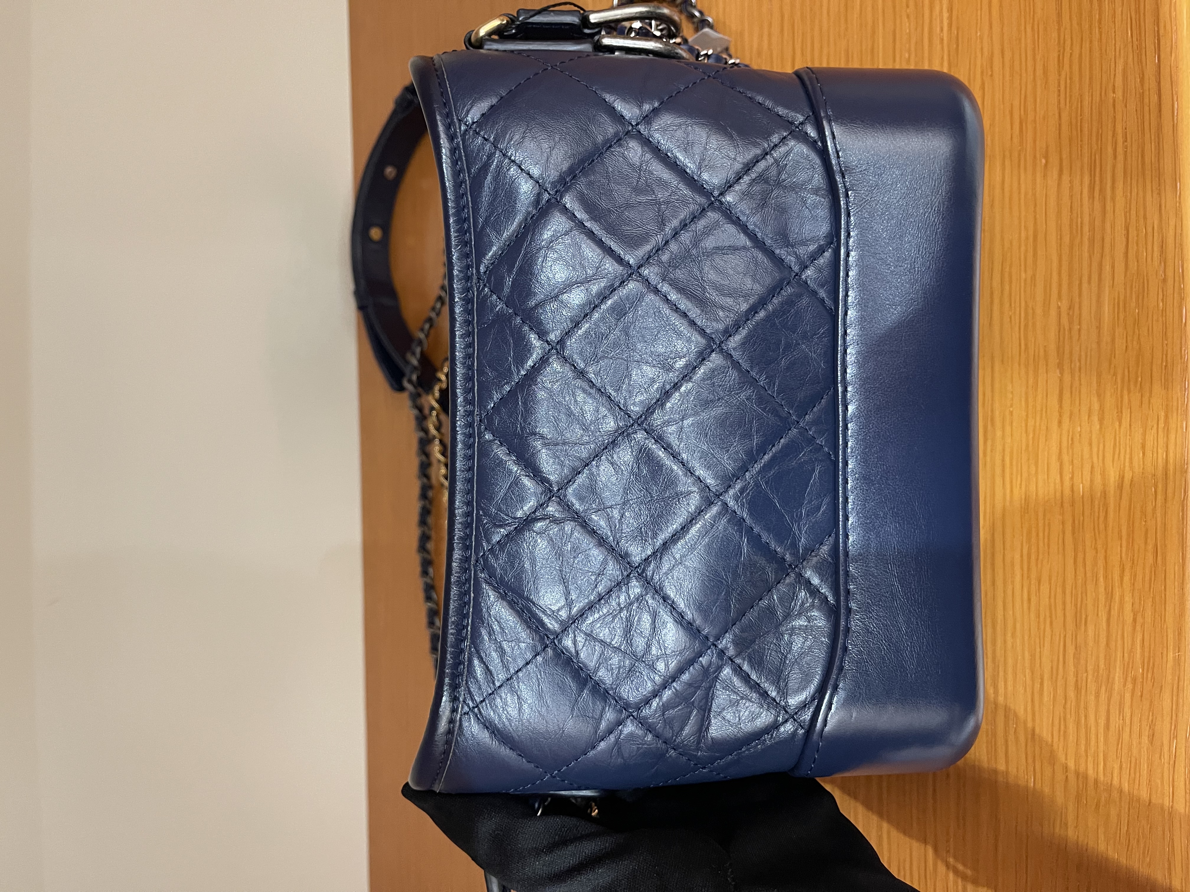 直播貨品 |  [1個-$100 2個-$300］HH03