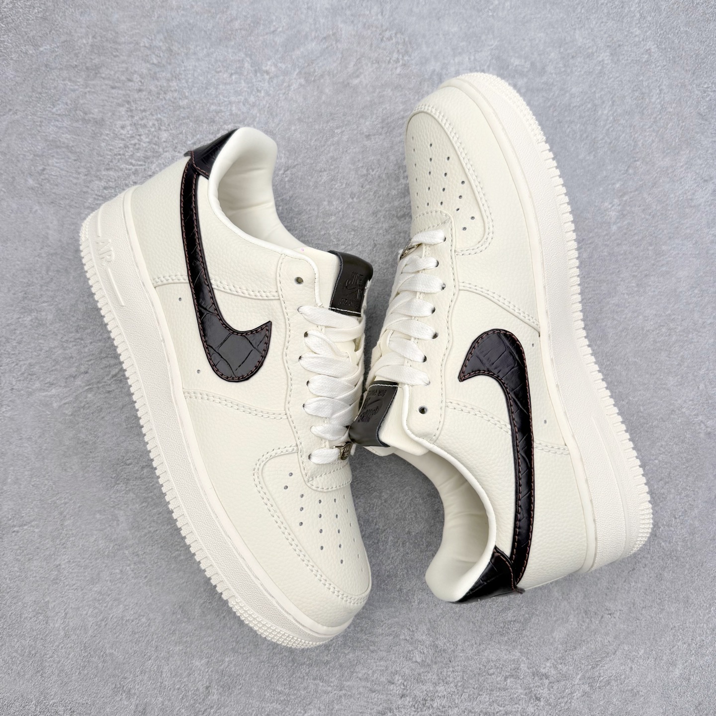 Nike Air Force 1 Low IH7332-001  