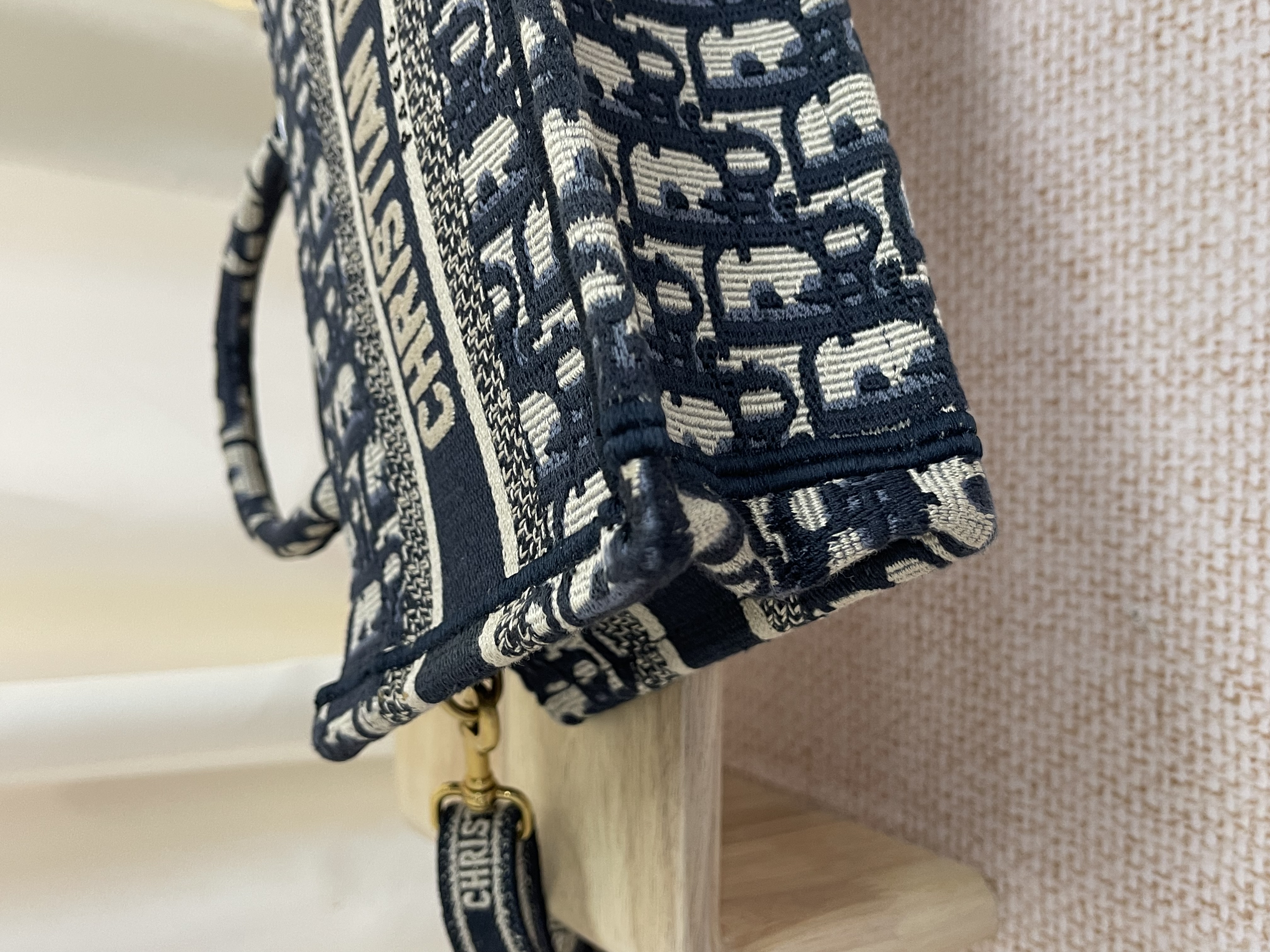 Pre-owned Dior Mini Dior Book Tote/ Product Code : 26022304