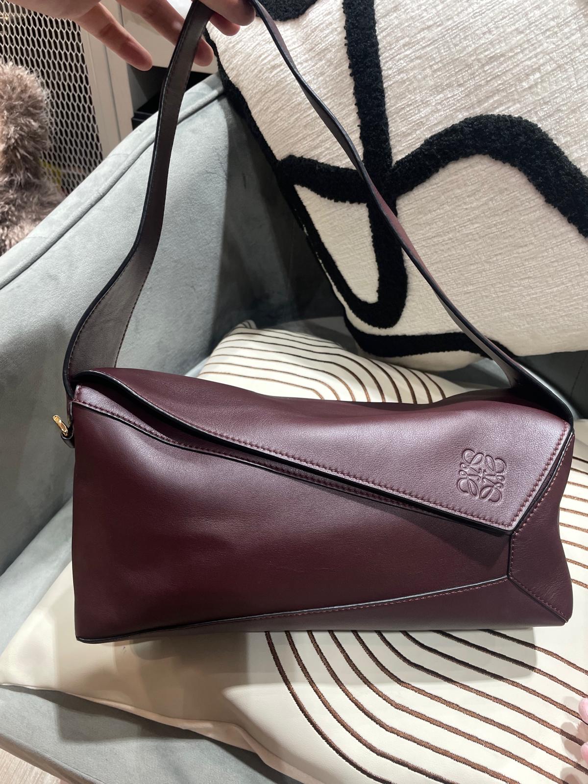 Loewe puzzle hobo calfskin  100%Authentic,95%new ✅dust bag 