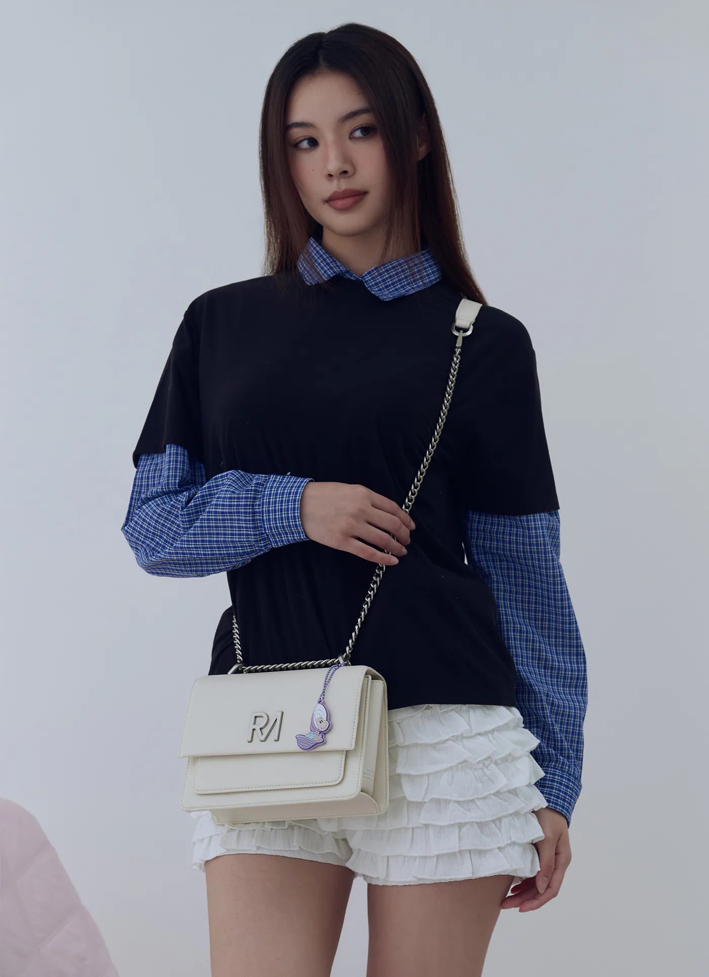 📦訂購 台灣代購 Disney 迪士尼 愛麗絲夢遊仙境 Baby Oysters 生蠔BB 狂派塗鴉斜背包