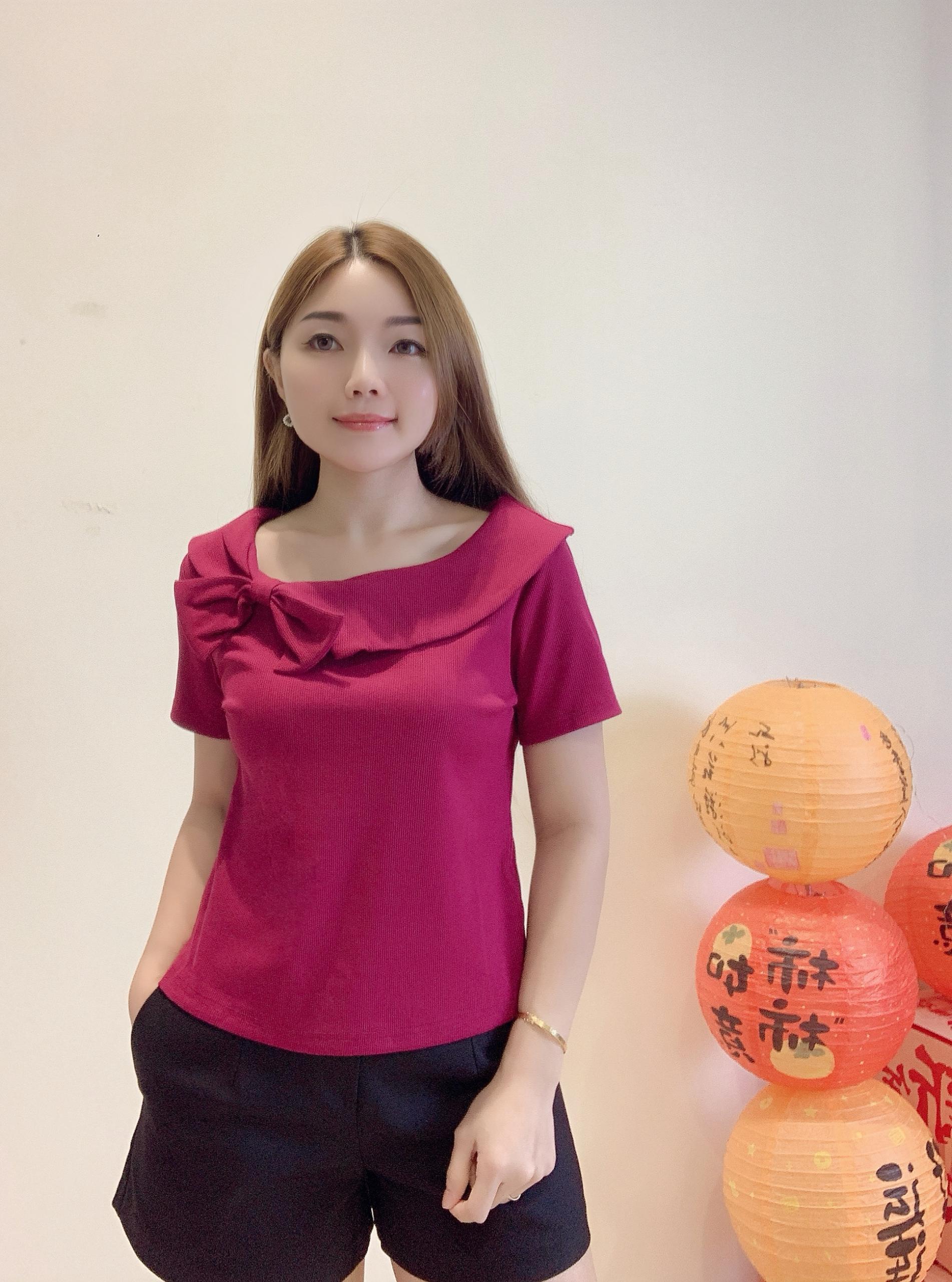 蝴蝶结🎀上衣 1983