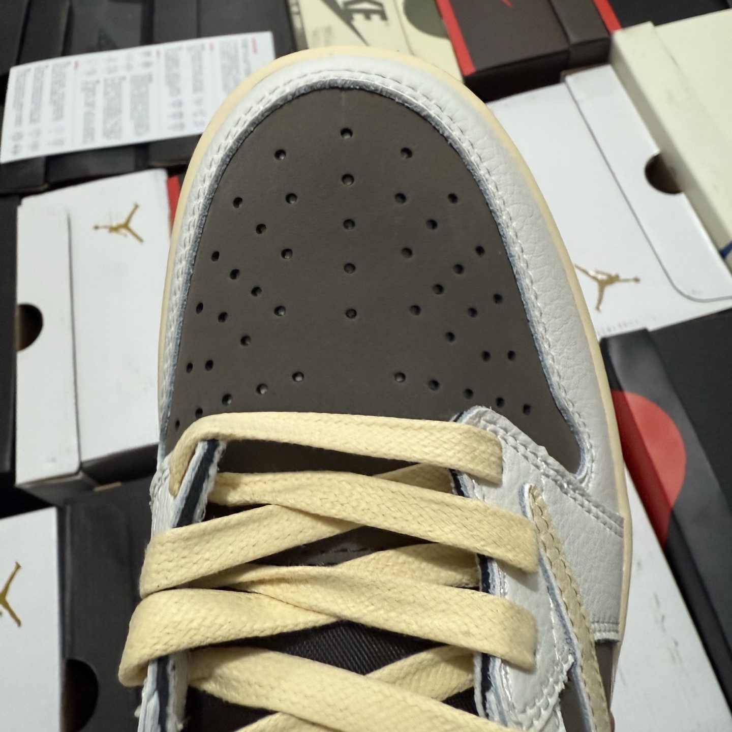 Travis Scott x Air Jordan 1 Low OG "Reverse Mocha" DM7866-162