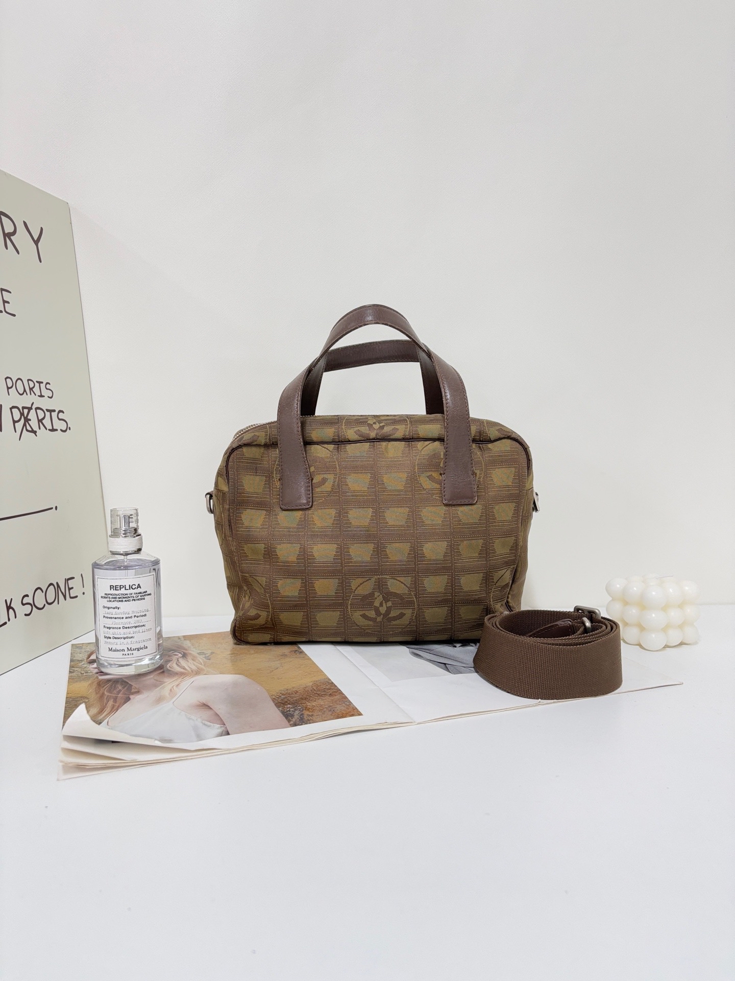 【預訂貨品】Chanel啡色冰格腋下包