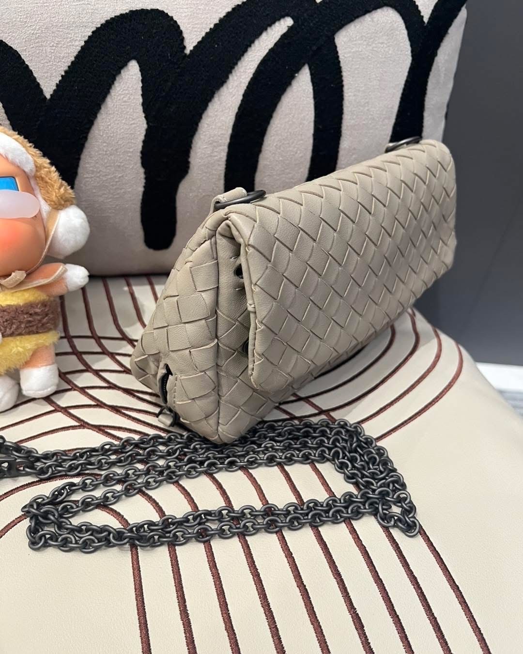 Bottega veneta crossbody chain bag 100%Authentic,95%new✅dust bag