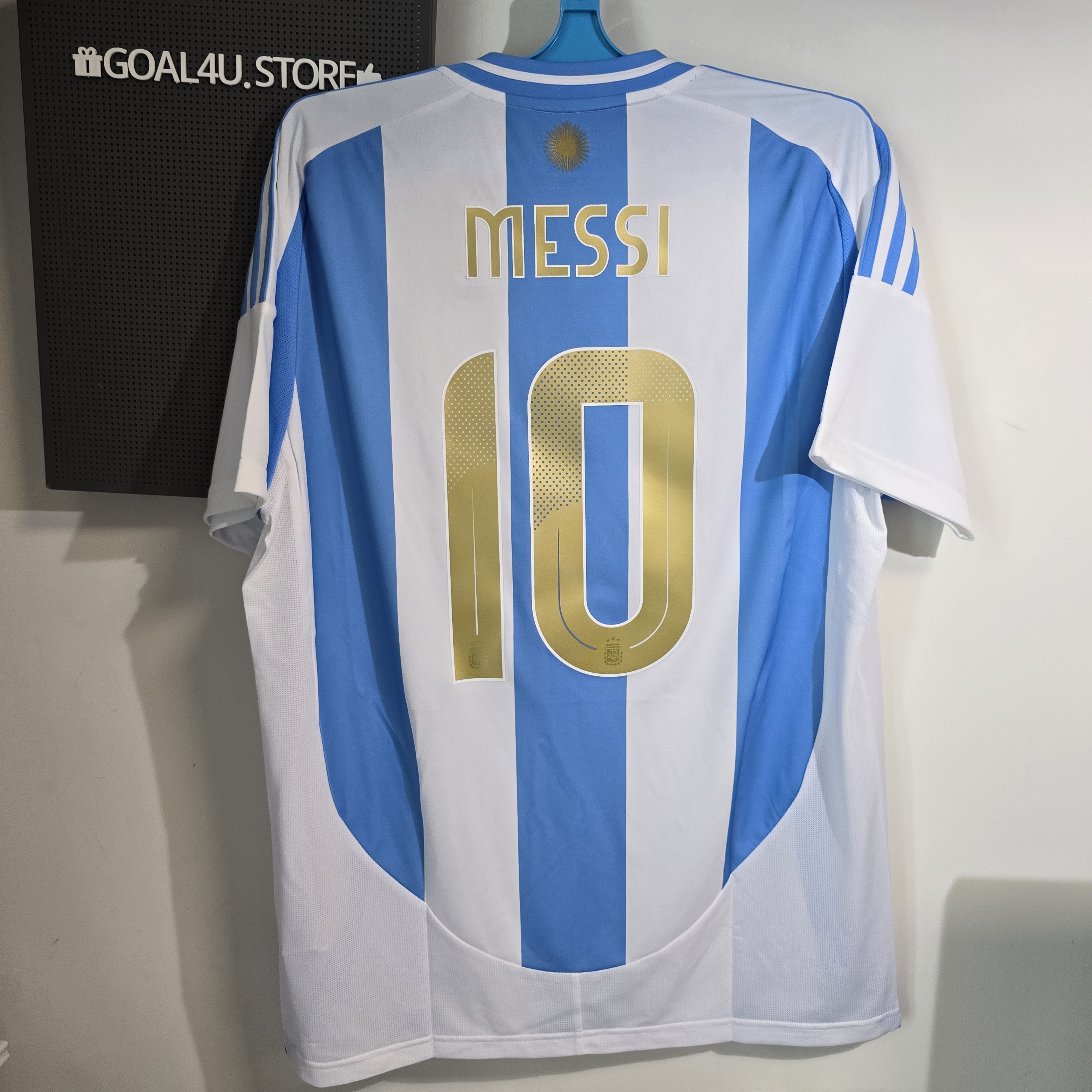 Adidas Argentina 阿根廷 2024-25 主場球迷版球衣 (附字章選項) IP8409