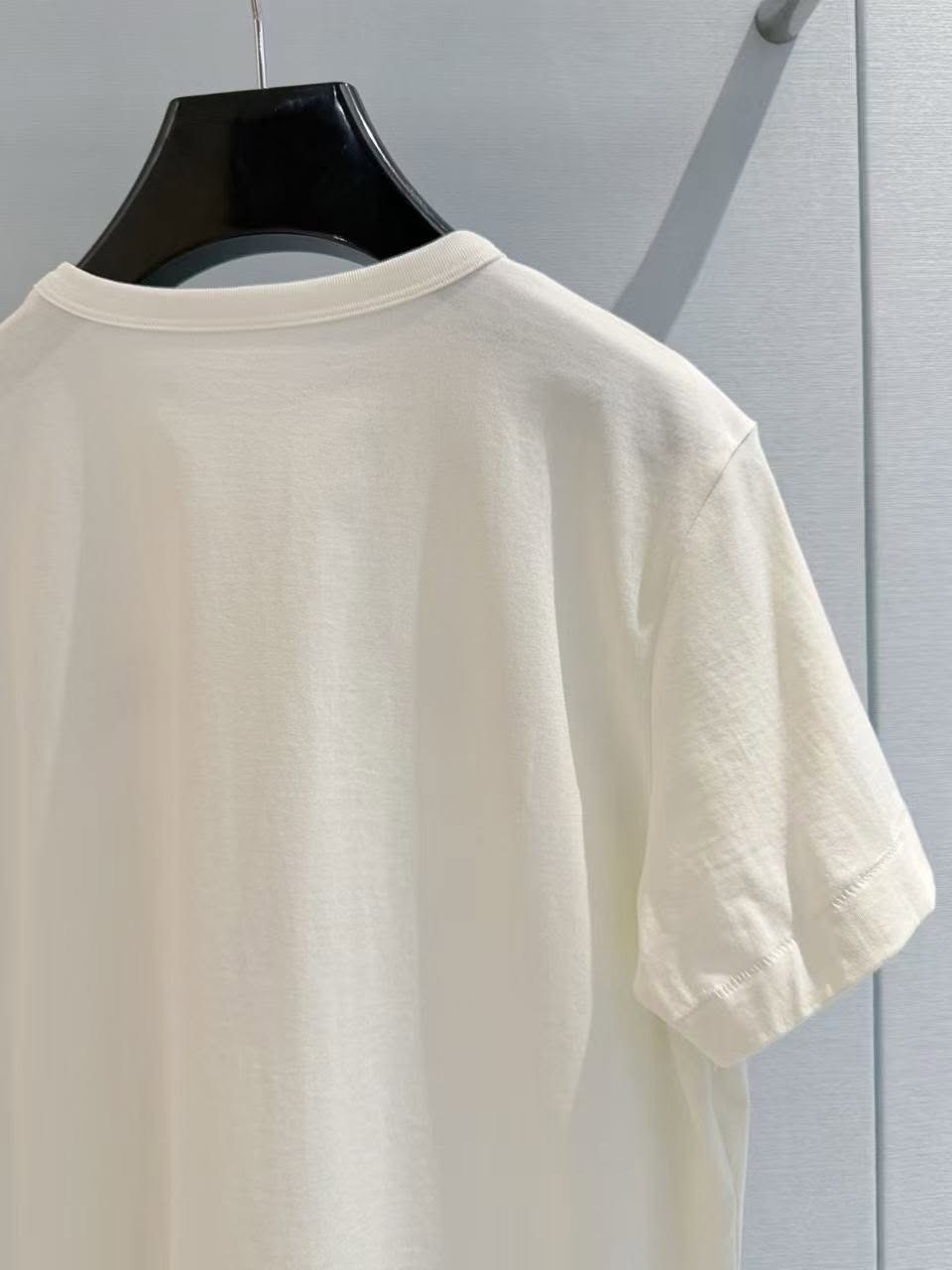 【原單】LV Signature Embroidery T-Shirt 立體浮雕刺繡logo短袖Tee