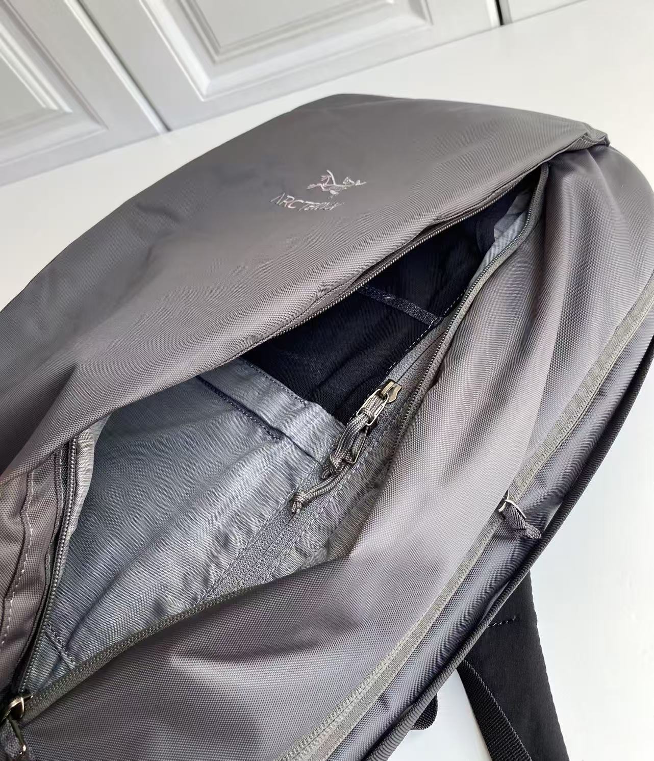 Arc'teryx Blade 20 Backpack