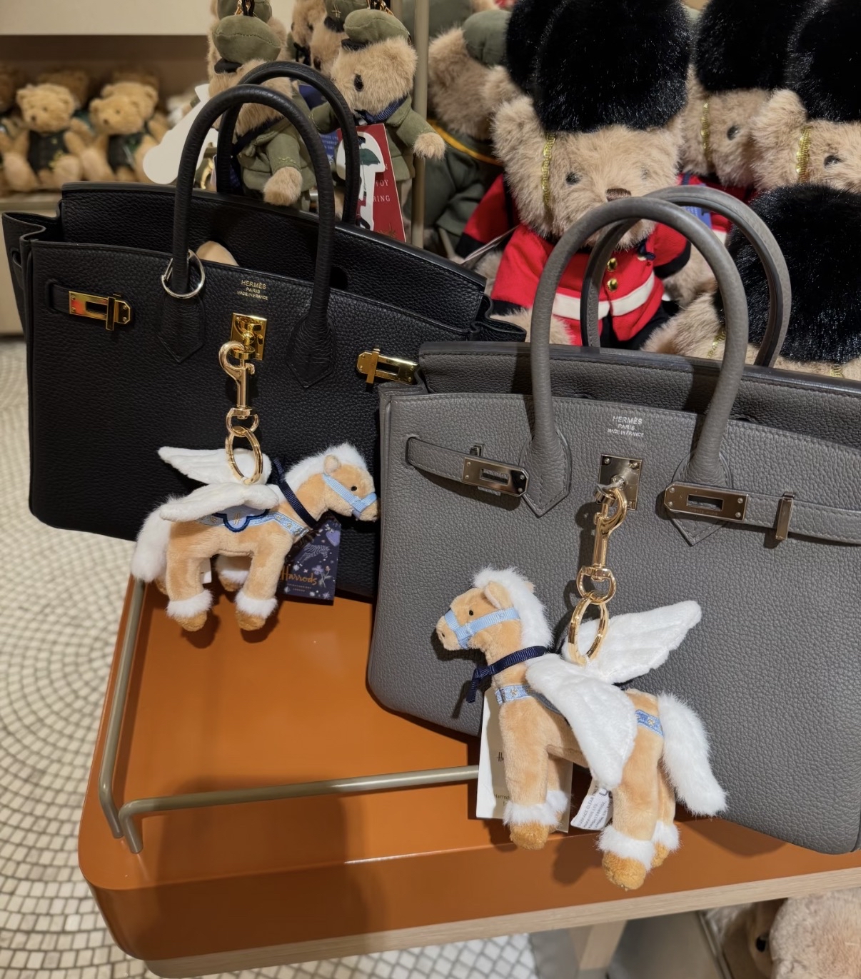 🇬🇧Harrods 限定🐴 天使小飛馬掛飾😍  
