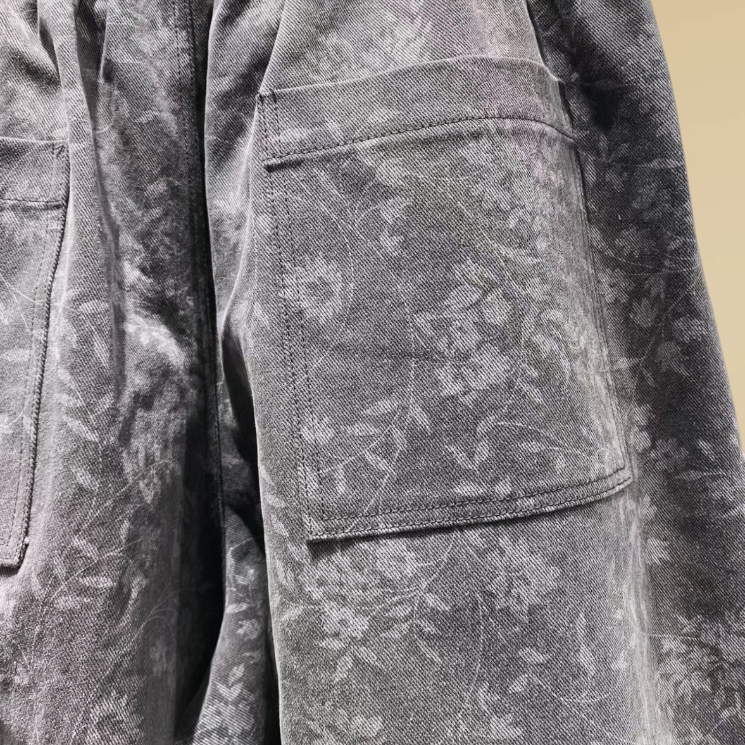 221125 暗印花牛仔褲