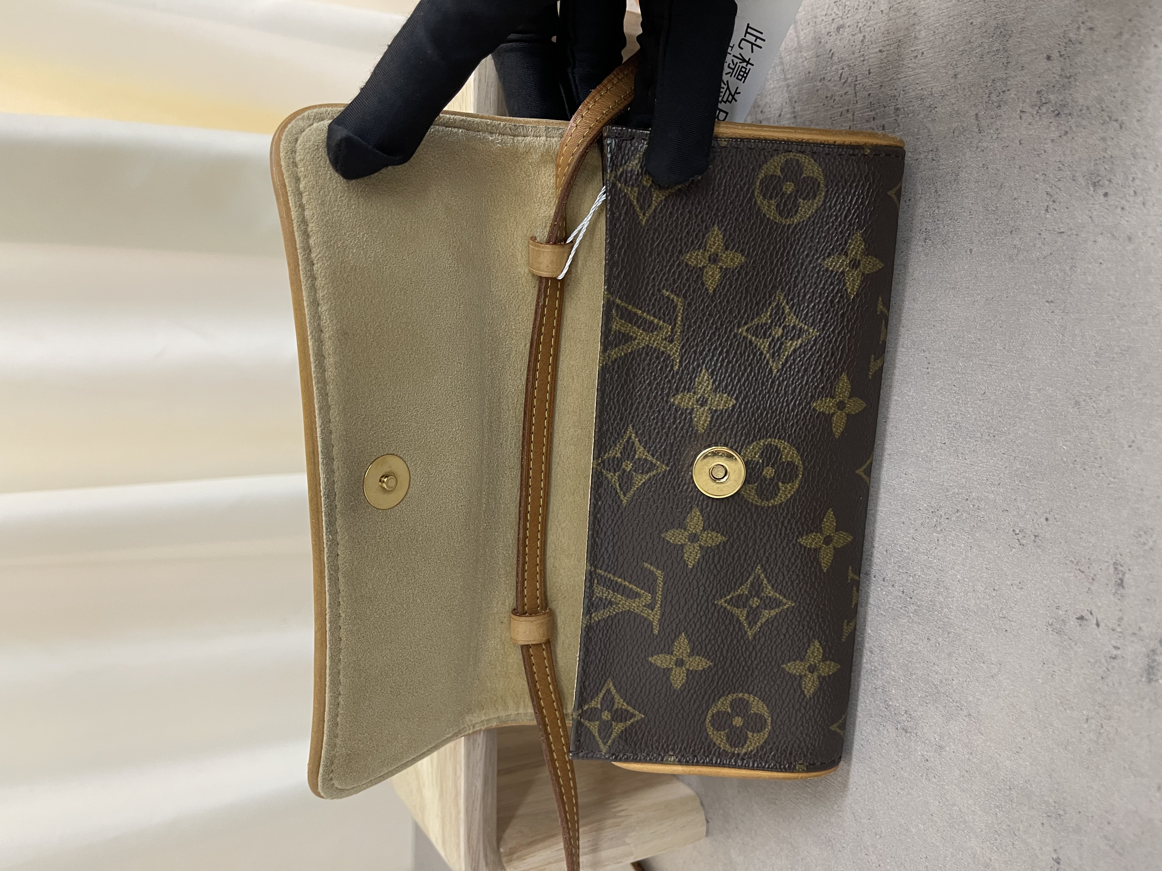 Pre-owned Louis Vuitton Monogram Pochette Twin PM/ Product Code: 26012508