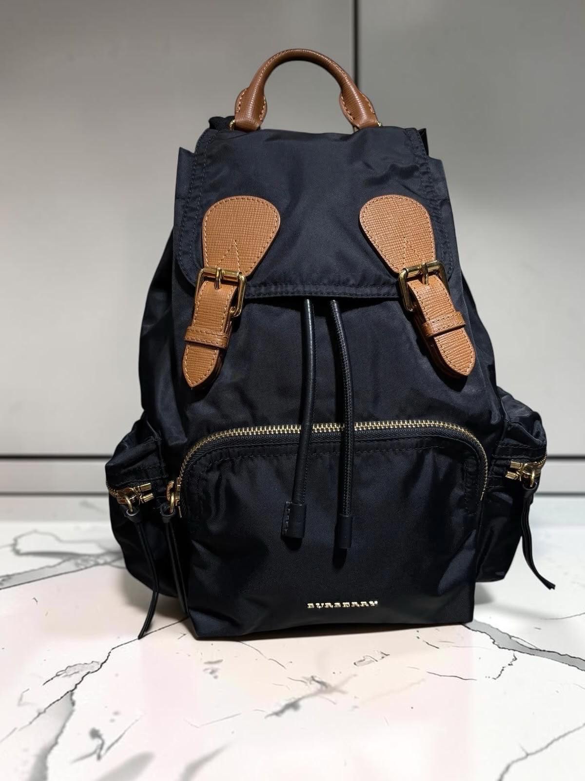 Burberry Nylon Backpack 100%Authentic, 98%New ✅Dust bag
