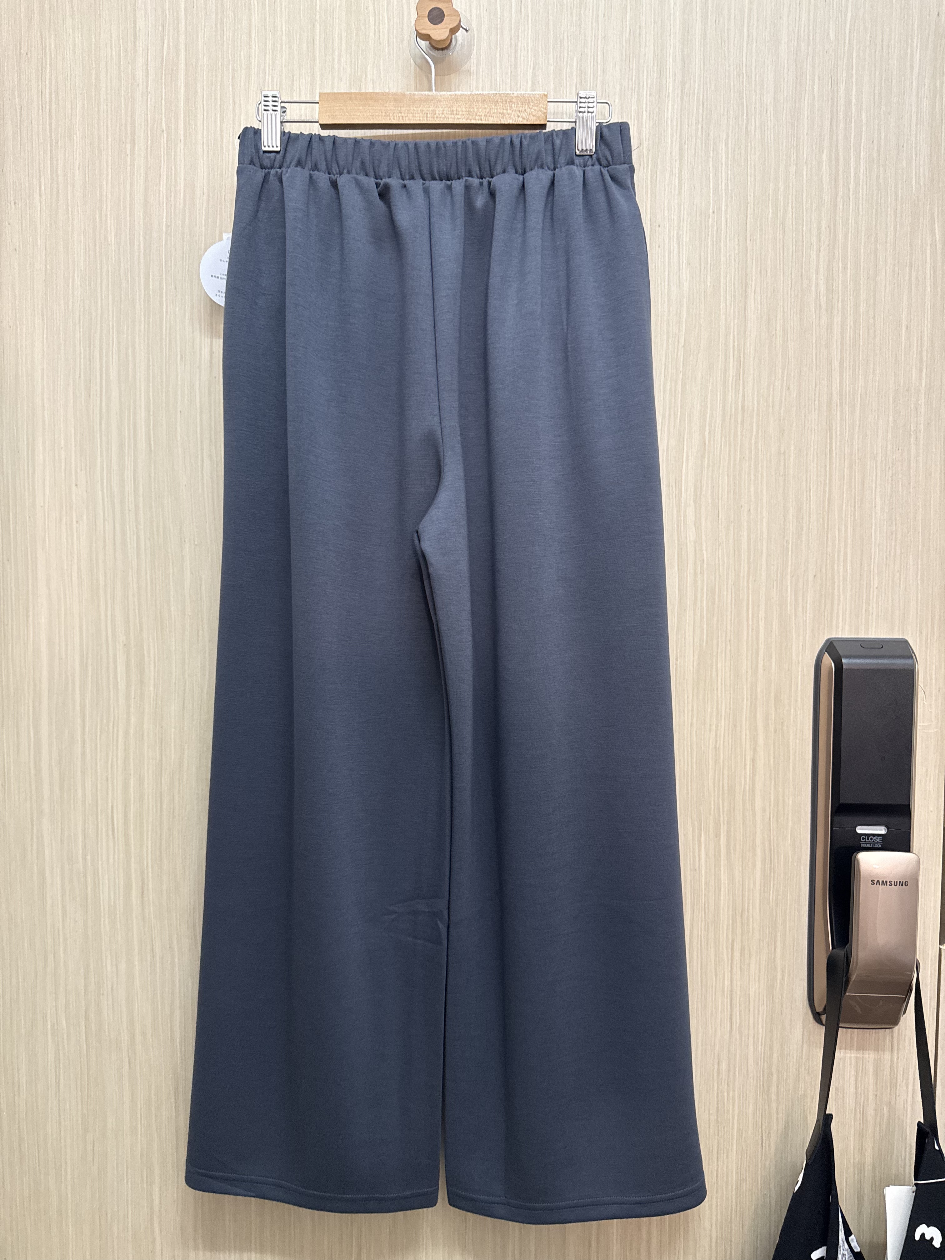 超親膚涼感飛機褲