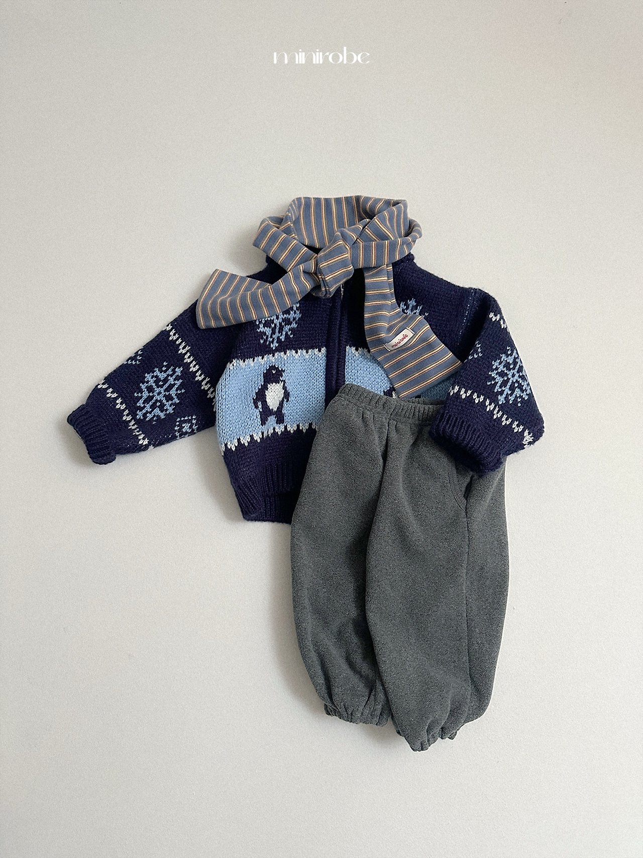Mnirobe | Penguin Knit Cardigan