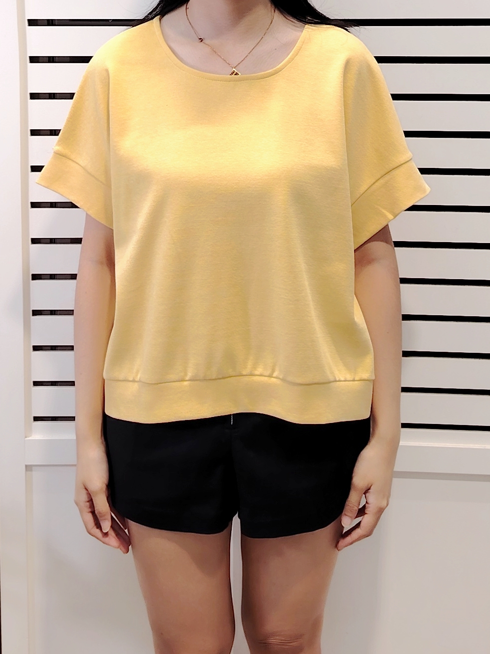 M5083 High Low Round Neck Oversize Tee