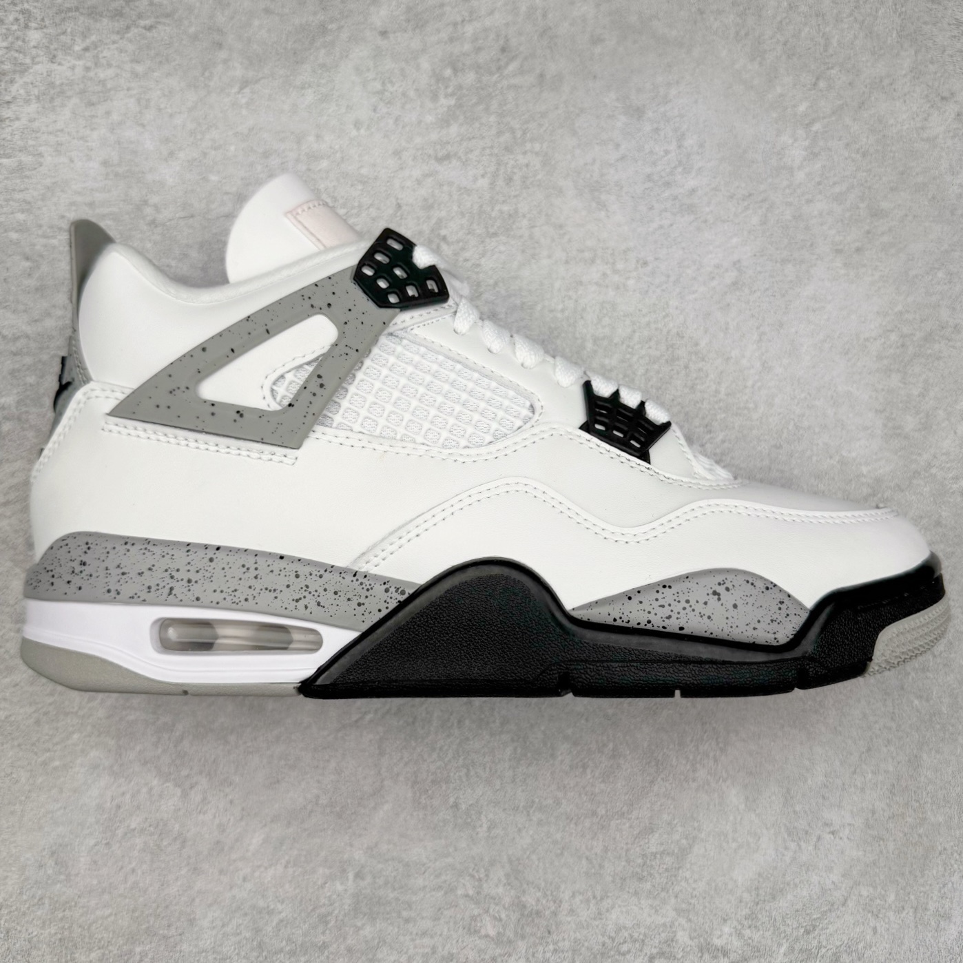 Air Jordan 4 Retro "White Cement" FV5029-100