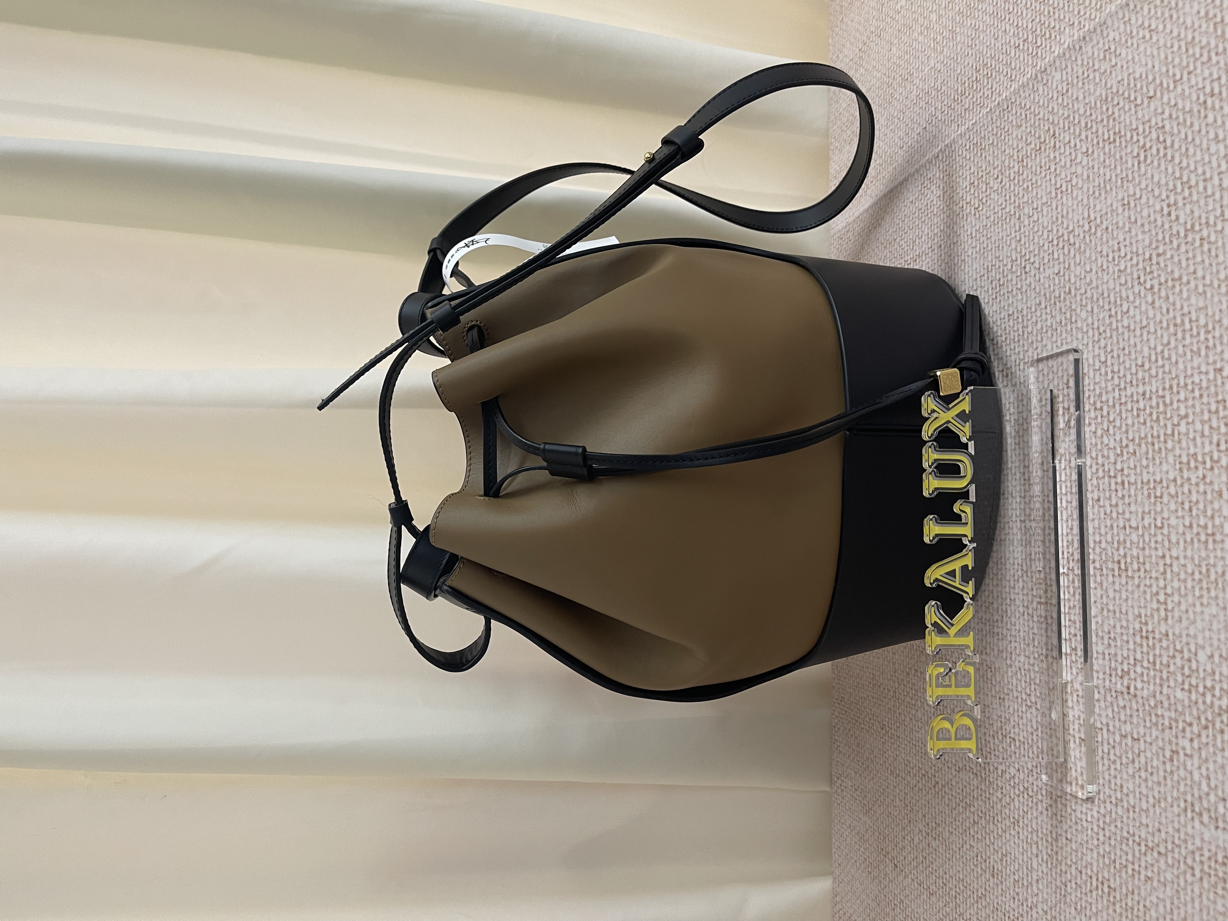 Pre-owned Loewe Balloon Bag/ Product Code: 26022801