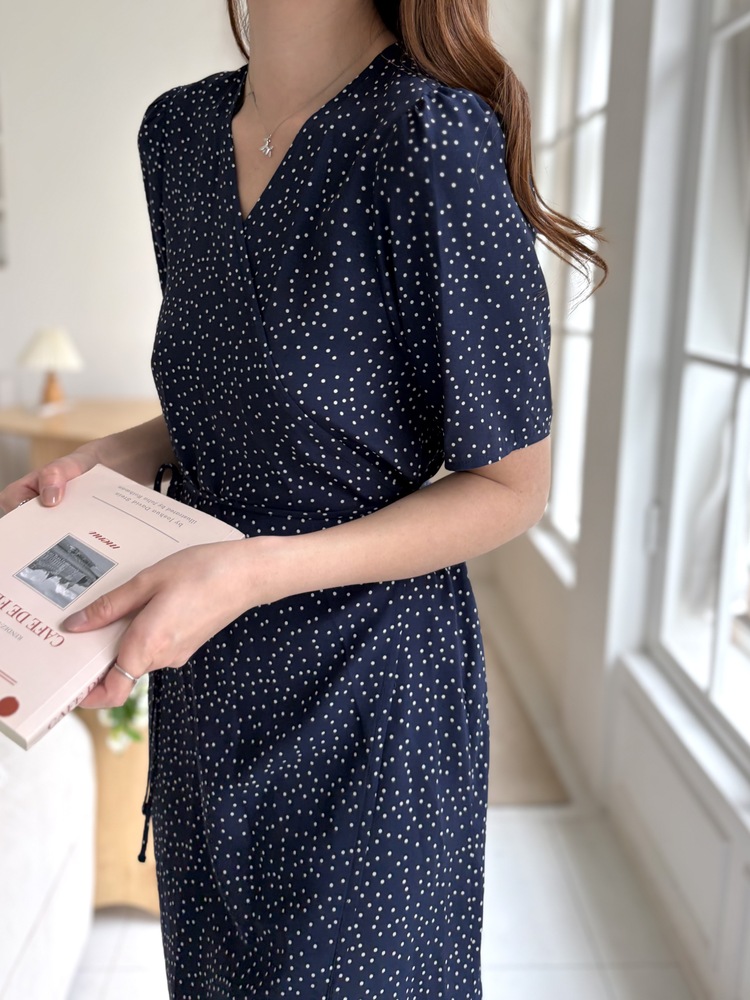 [限量!!] Isa Dotted Wrap Dress