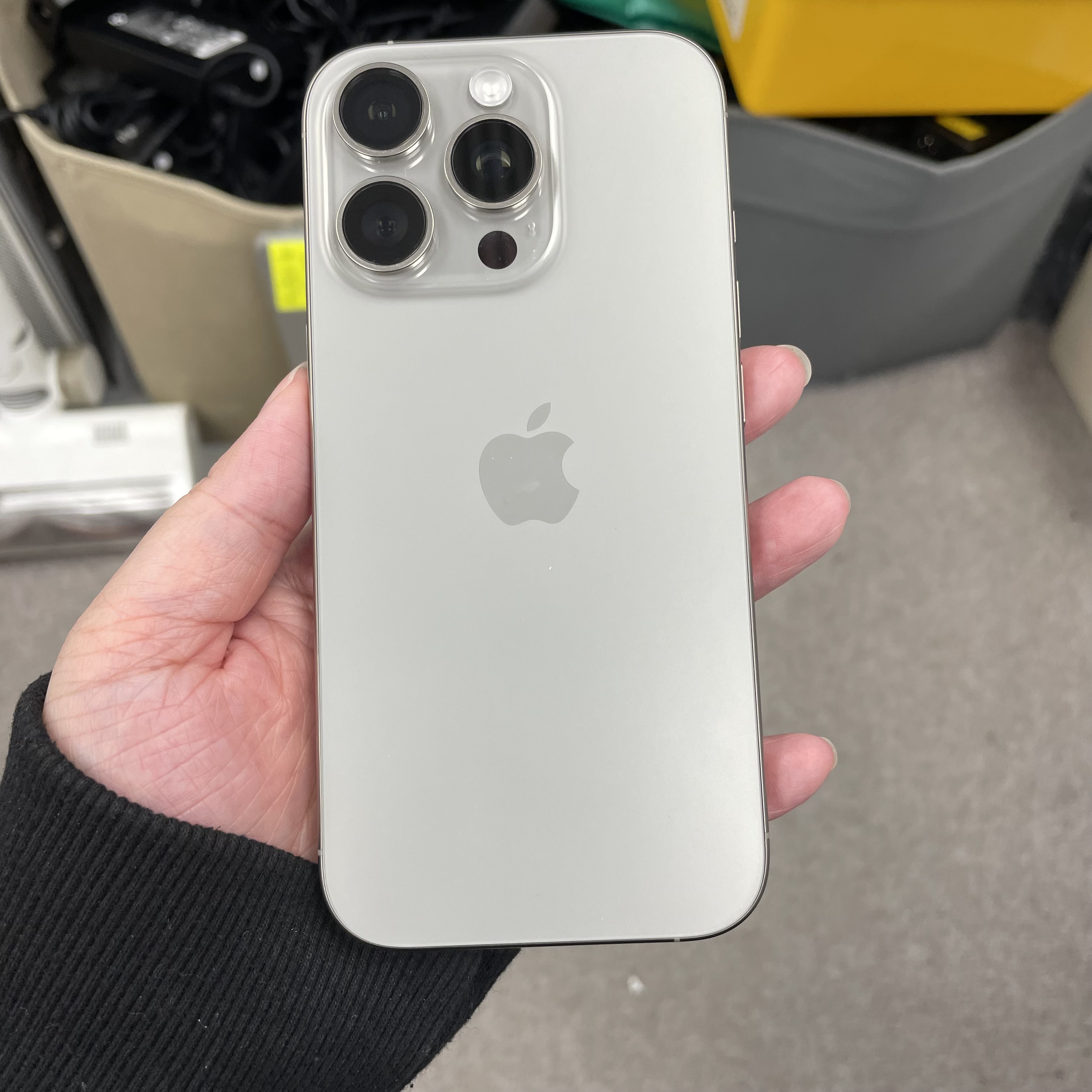 *5986 16 Pro 勁靚機 256GB 電93 原色 gray