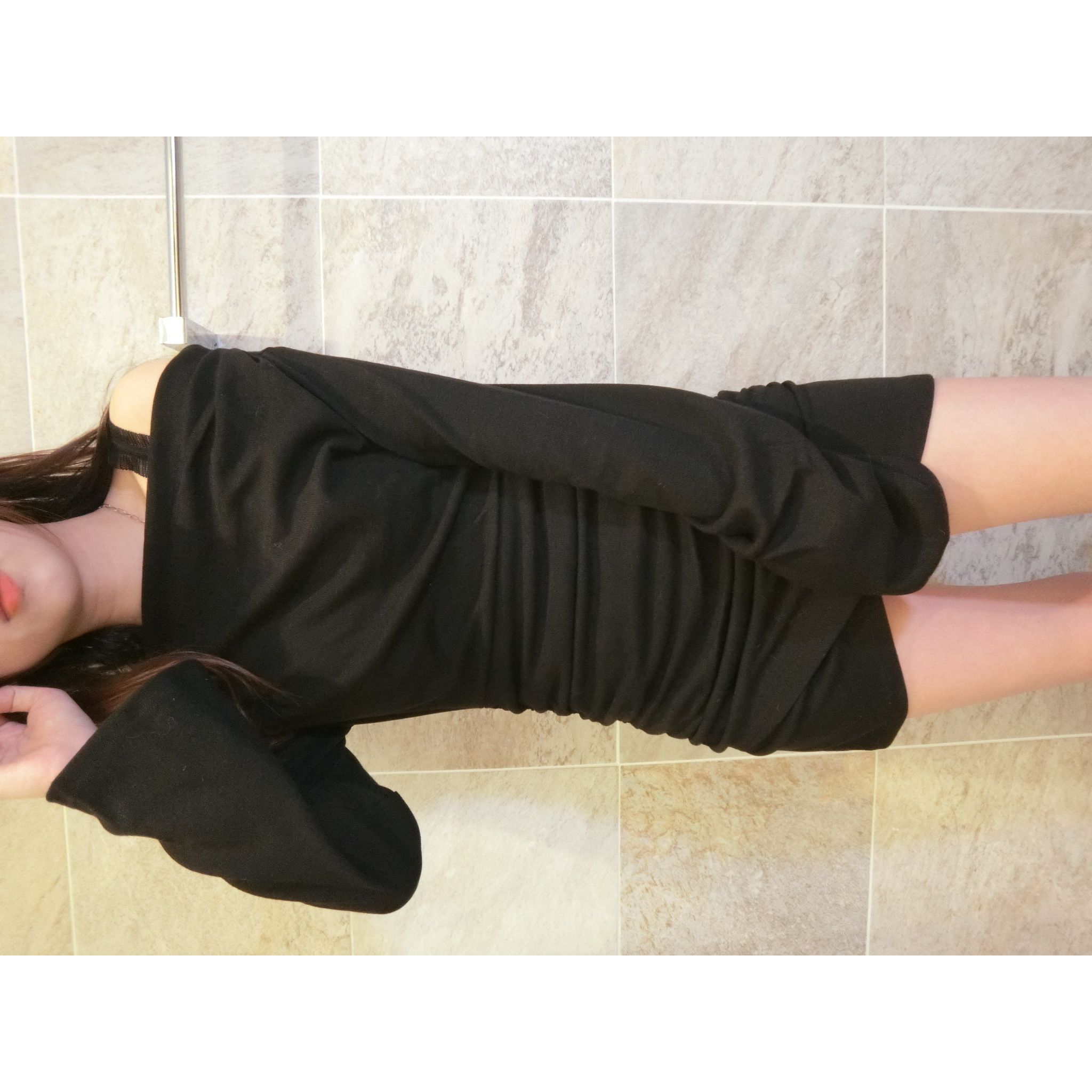 一字領彈性貼身裙