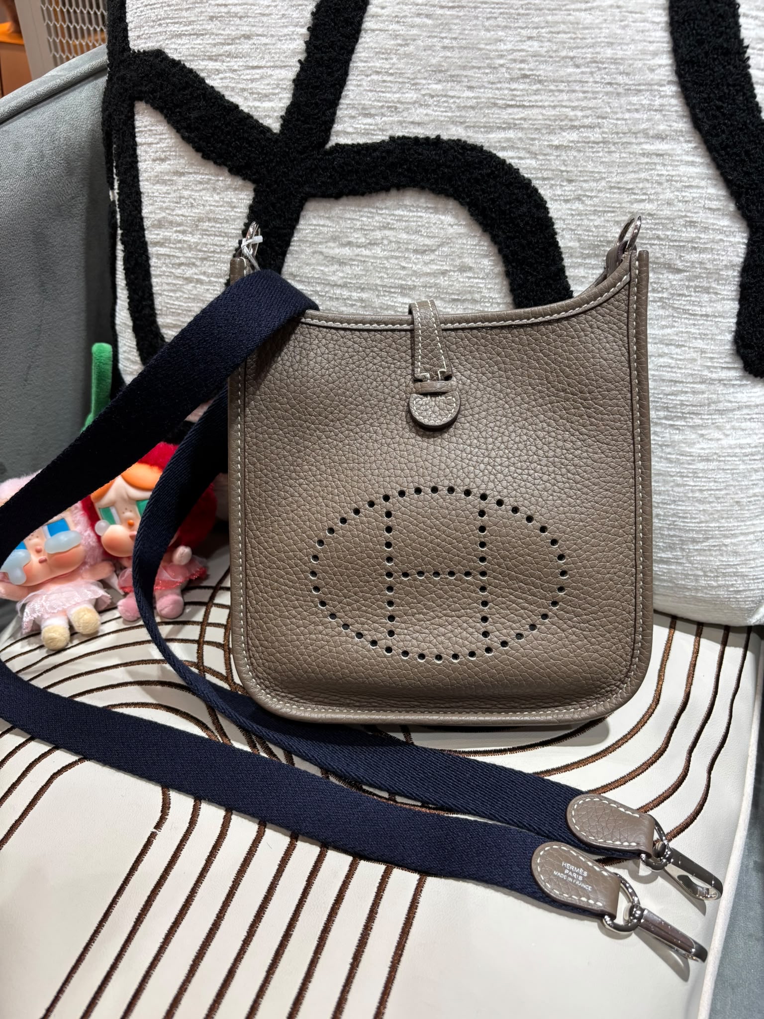 Hermes mini Evelyne,STAMP Z 大象灰 Etoupe 100%Authentic,98%new ✅內袋✅Dust bag