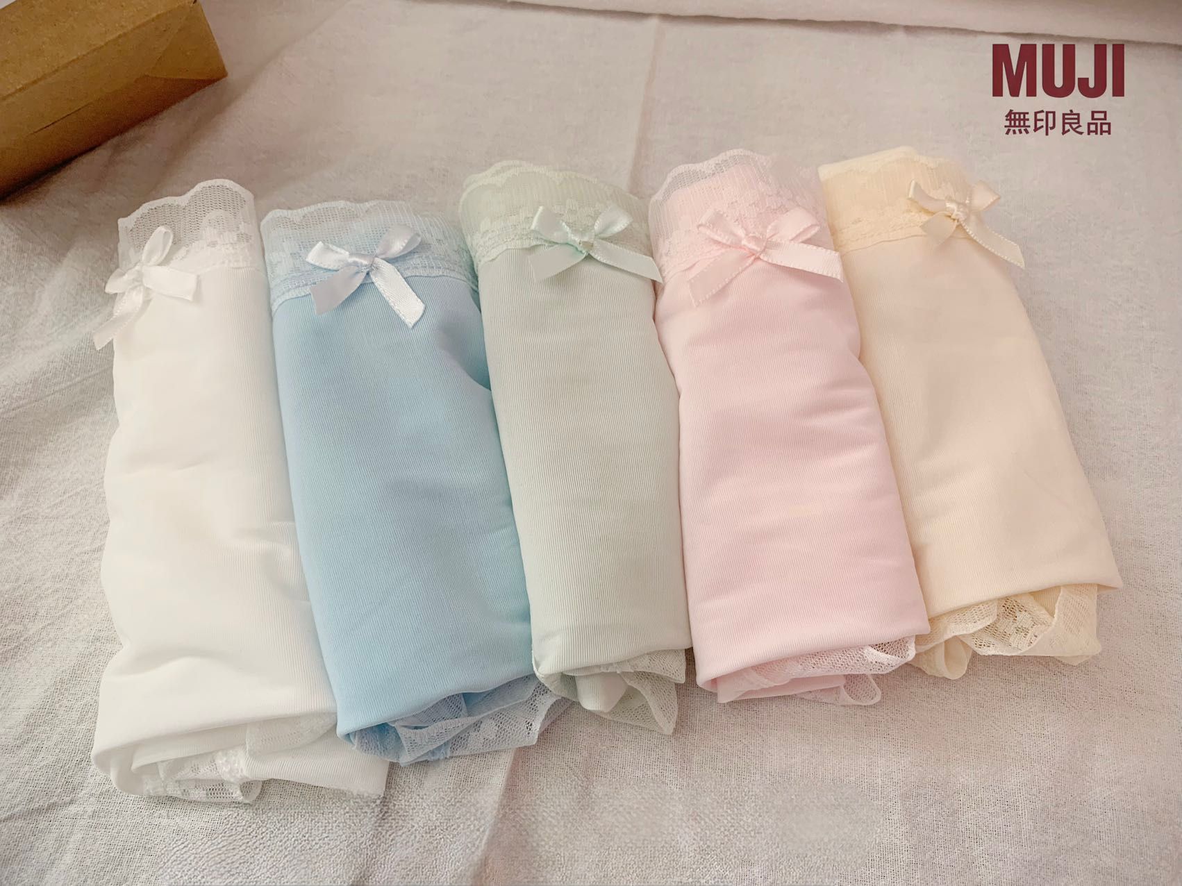 $58盒5入。無印超薄少女裸感內褲 (1盒5入)