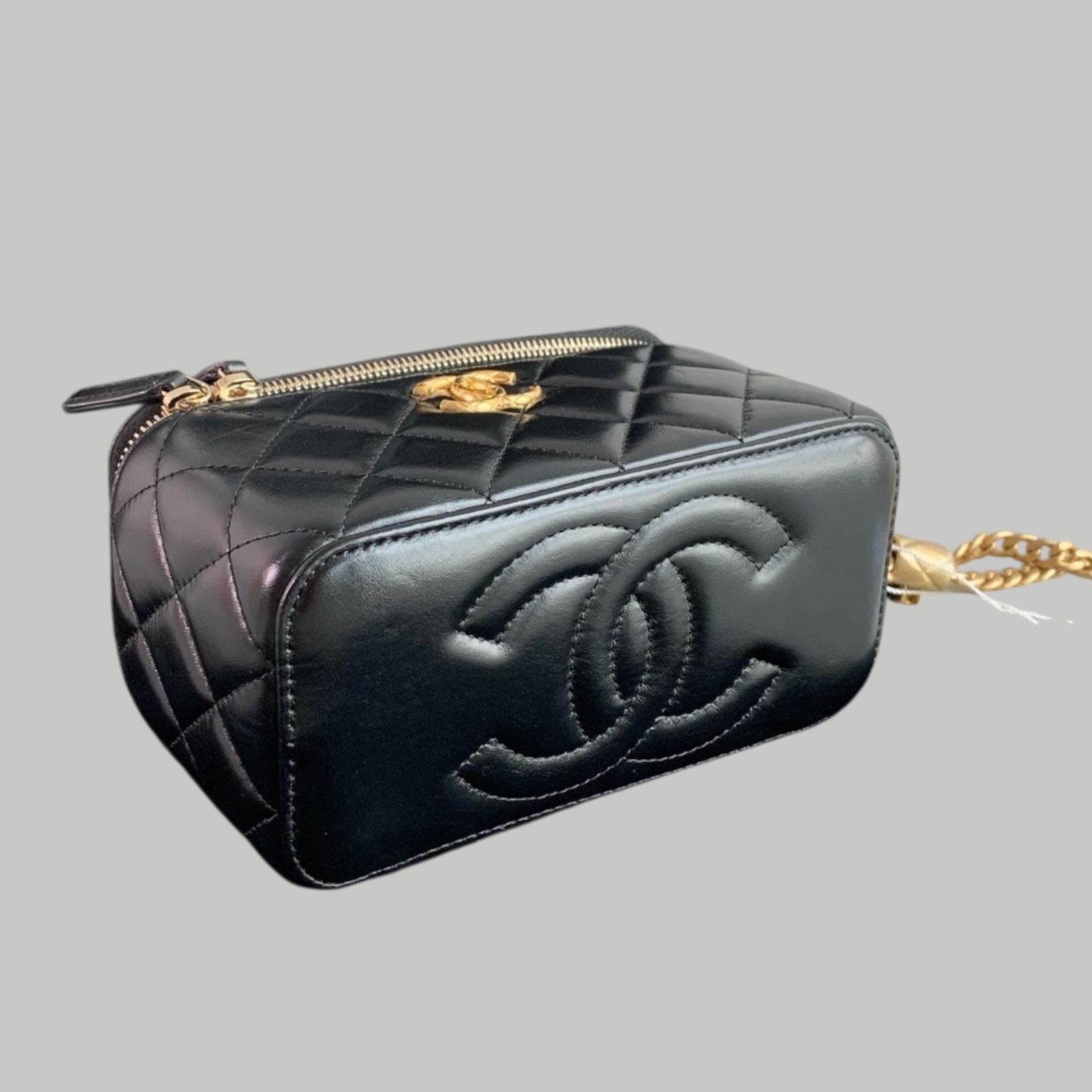 Chanel Lambskin Vanity 調節扣