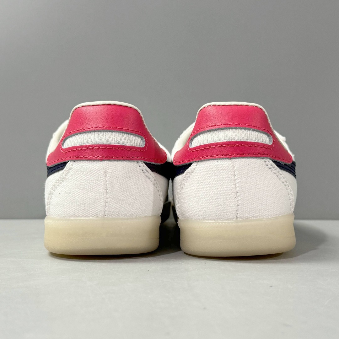Onitsuka Tiger Tokuten