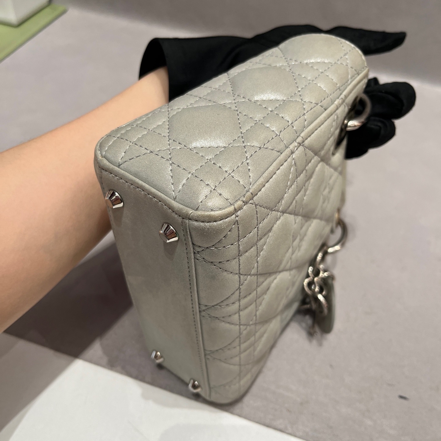 【預訂貨品】Lady dior三格珠光灰銀扣戴妃包