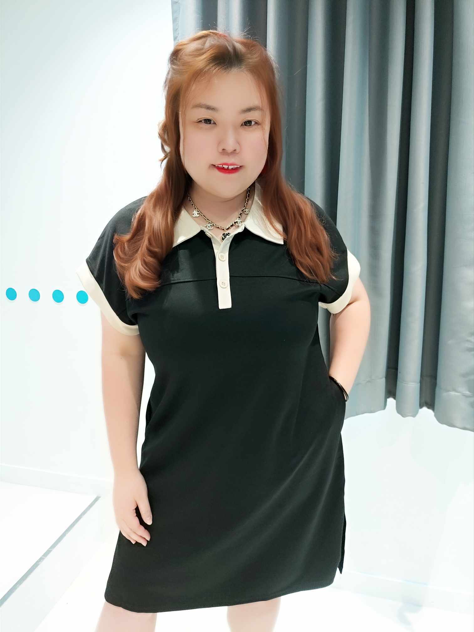 YCA05 25072 拼色有领POLO 连身裙