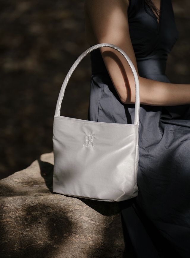 MUCU AND EBONY JENNIE 同款