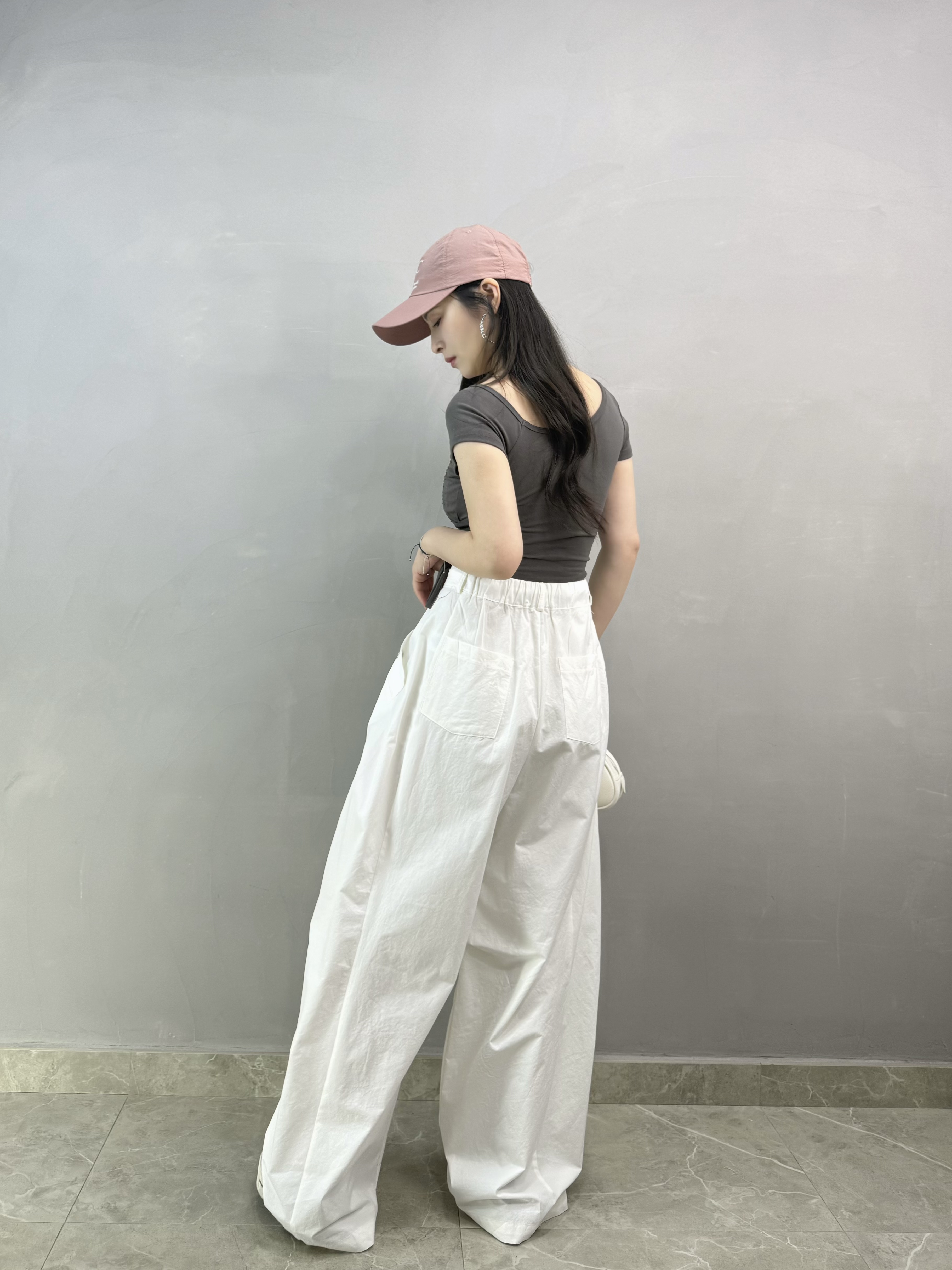 W62 鈒骨彎刀褲