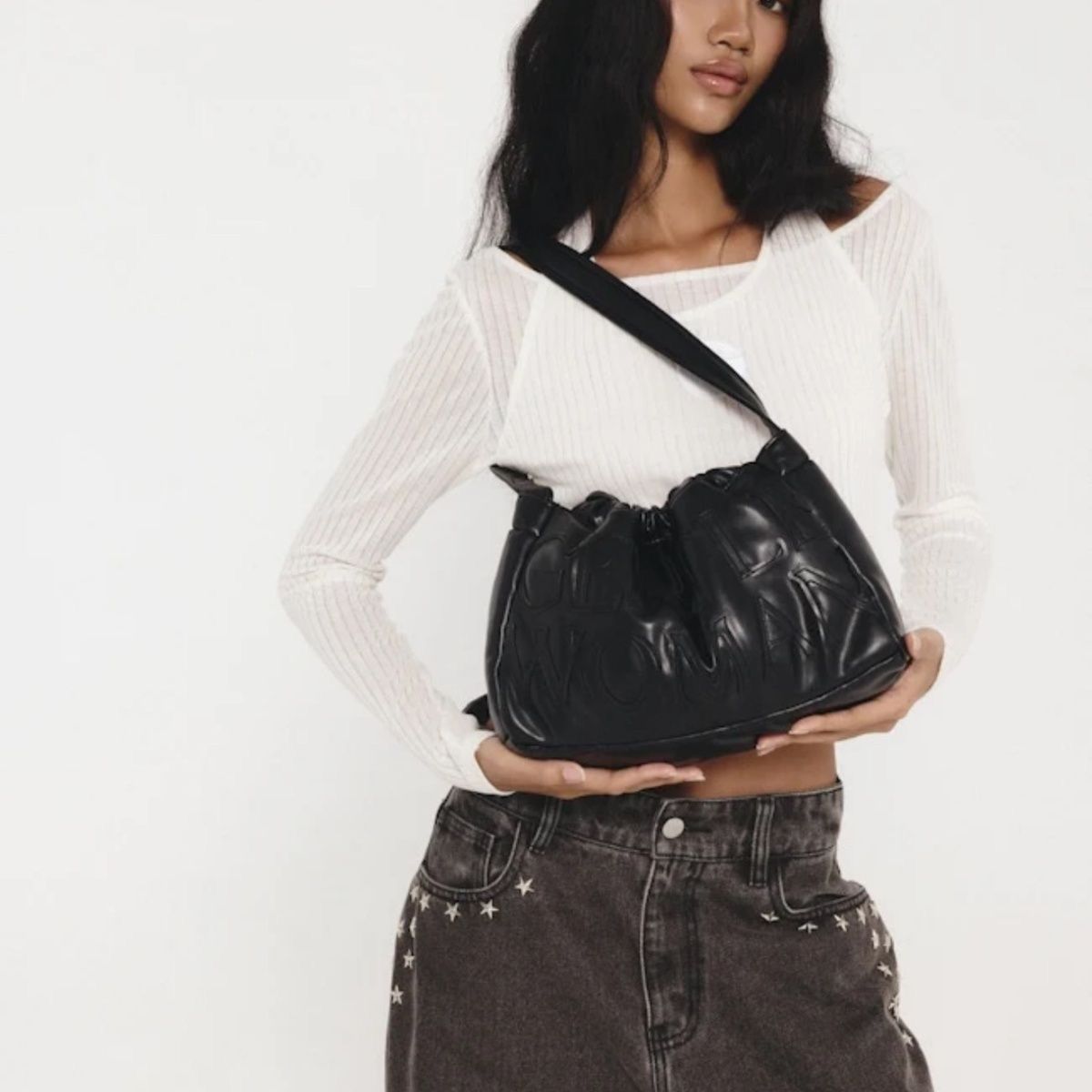 $115隻。2隻起$105隻。GW皮質餃子袋