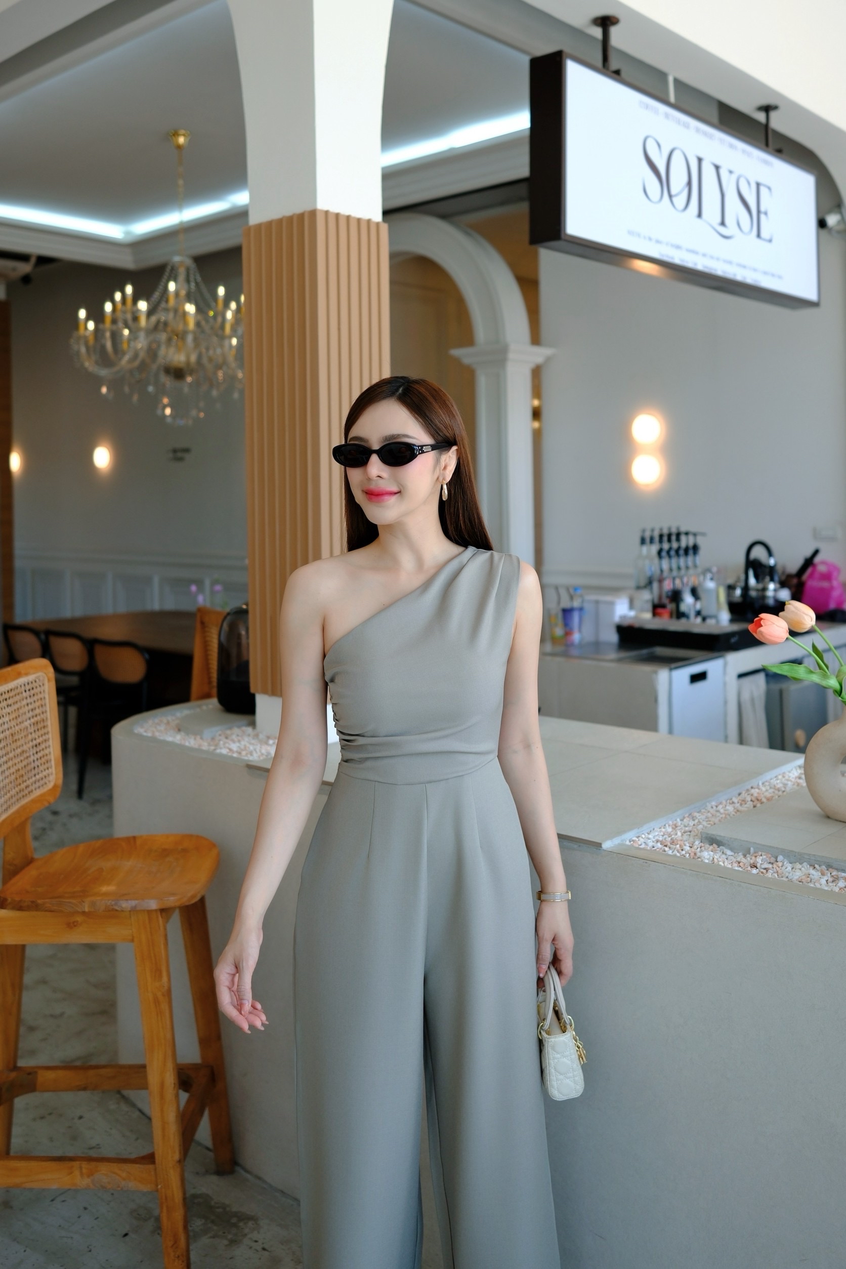 Eyana Suit Jumpsuit 法式气质斜肩连体裤( 2 colours )