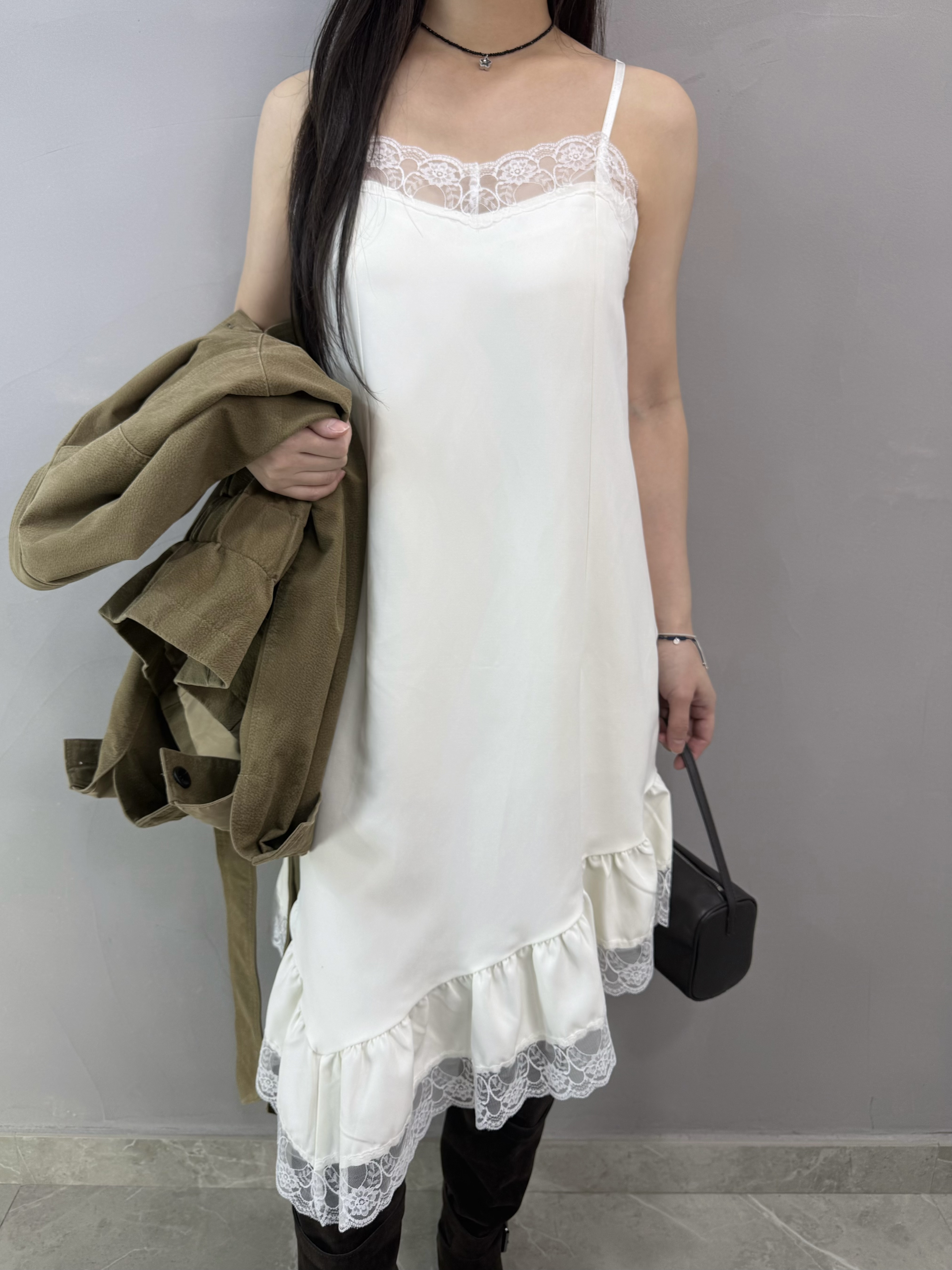 I20 吊帶斜cut lace Ops