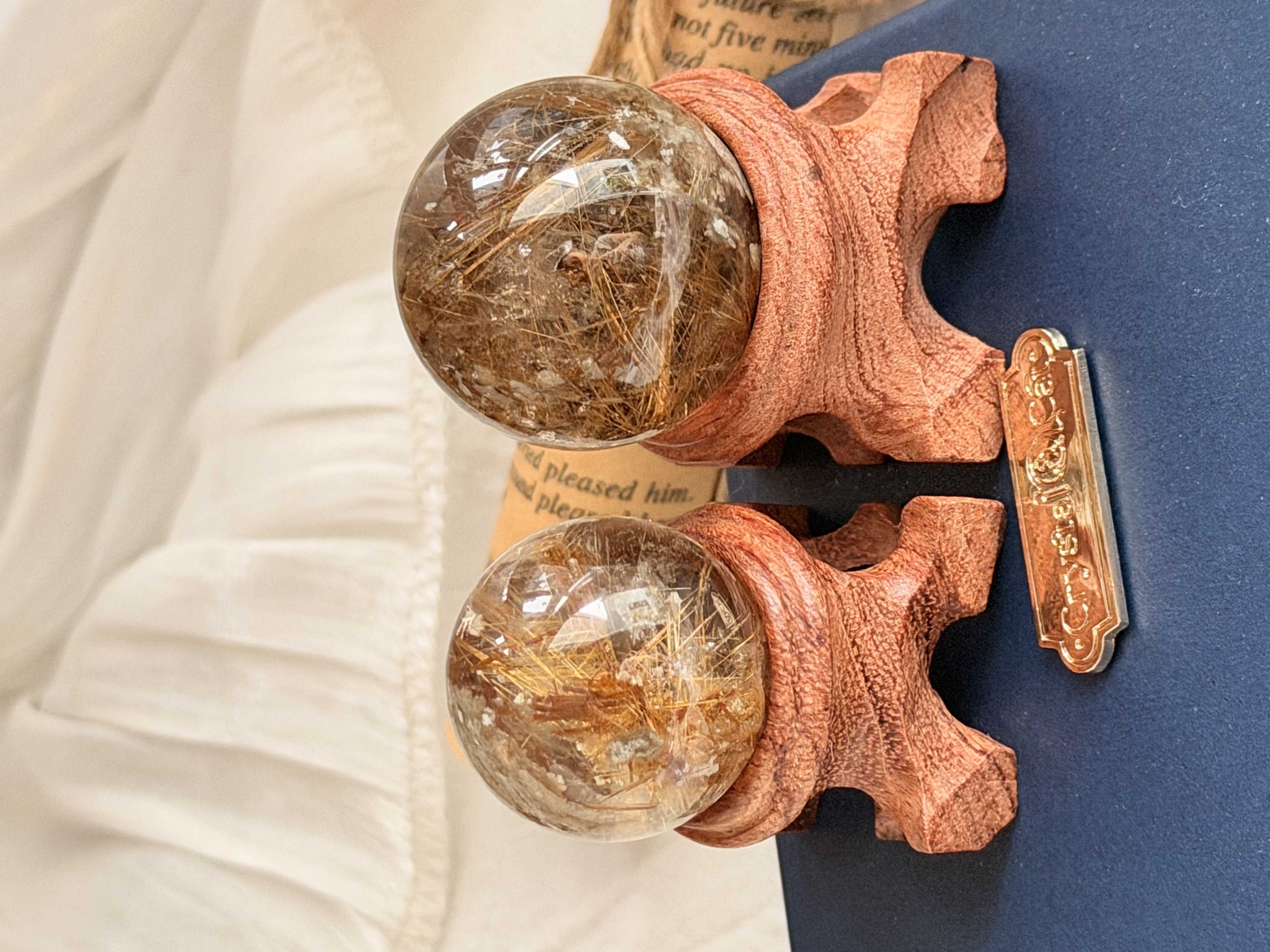 雪花白幽靈共生金鈦晶球