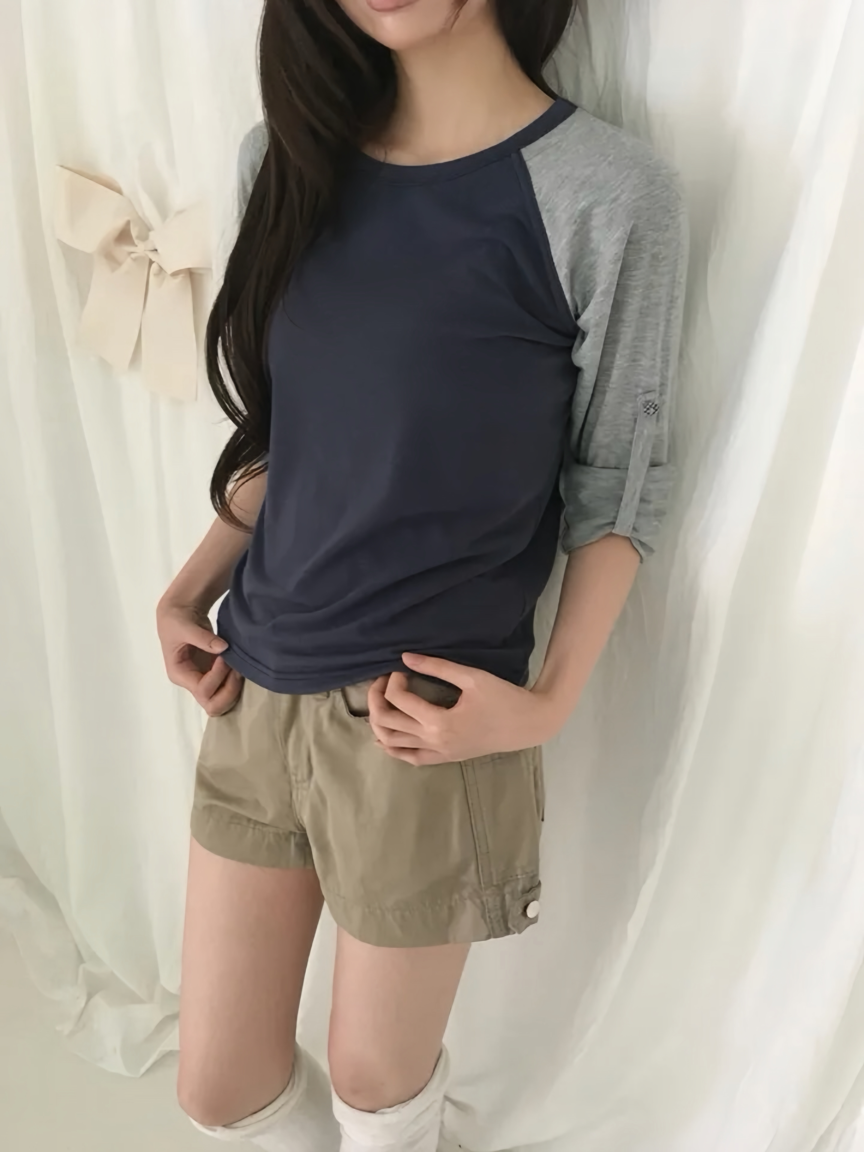 Roll-up Raglan Contrast Top