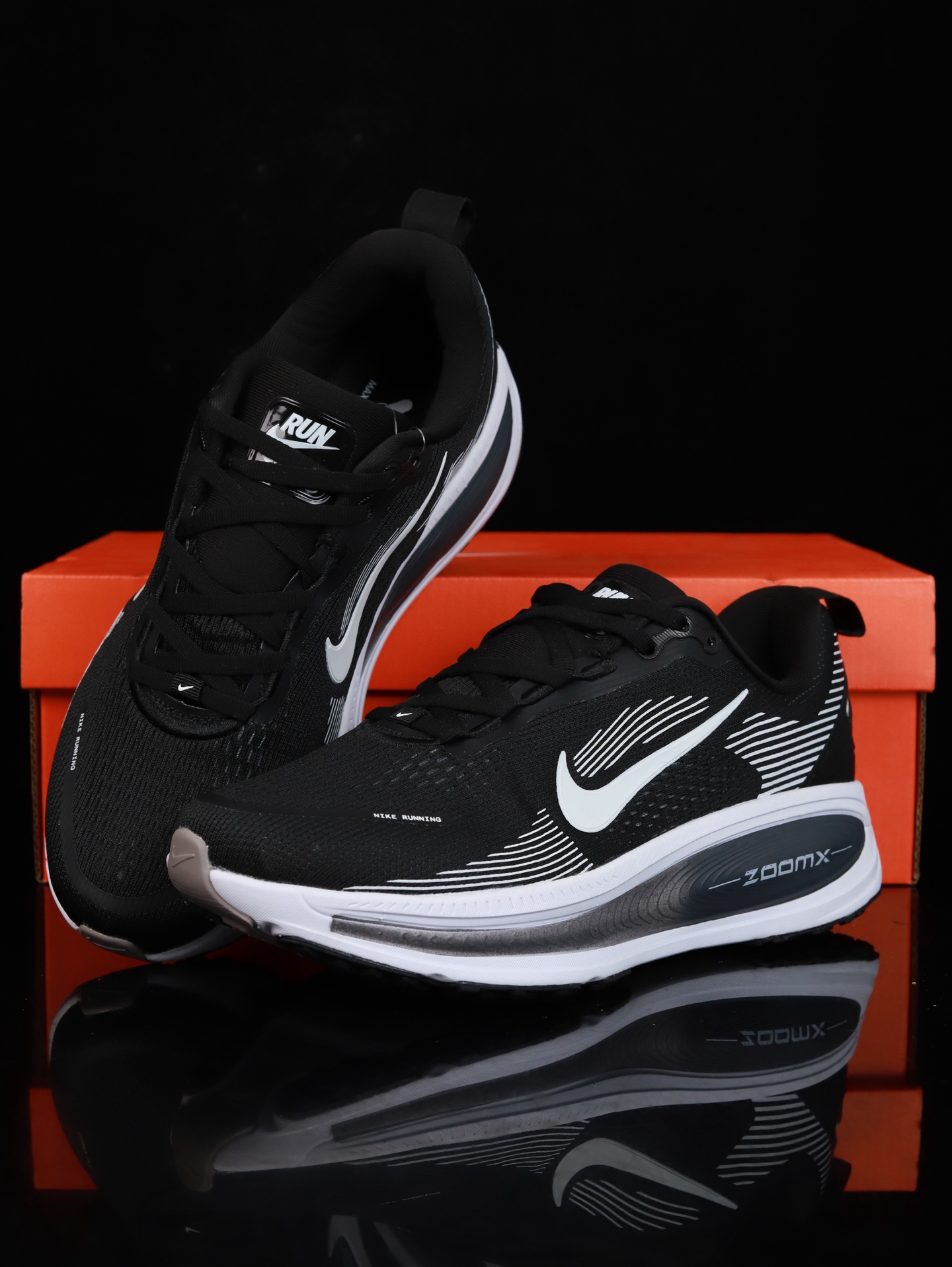 Nike Vomero 18 HM6803-007