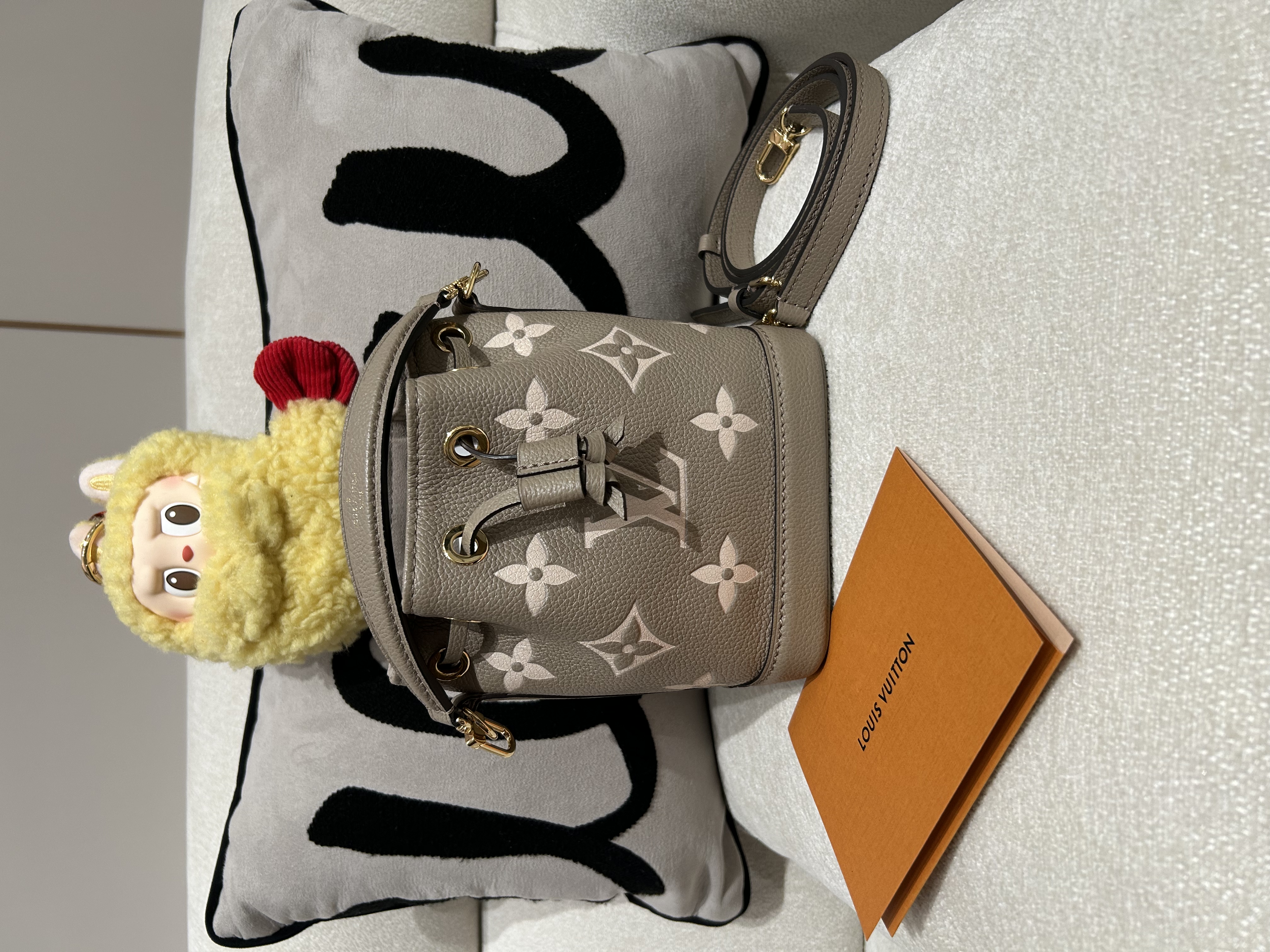 Lv Nano noe M46291 Bicolor Monogram Empreinte Leather 100%Authentic,98%New ✅專門店收據✅塵袋✅Box