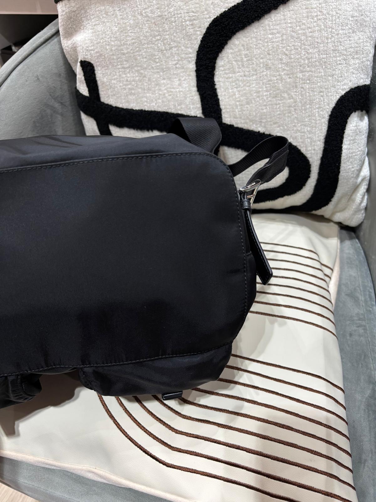 Prada Re-Nylon Backpack 100%Authentic, 95%New ✅pouch ✅Dust bag