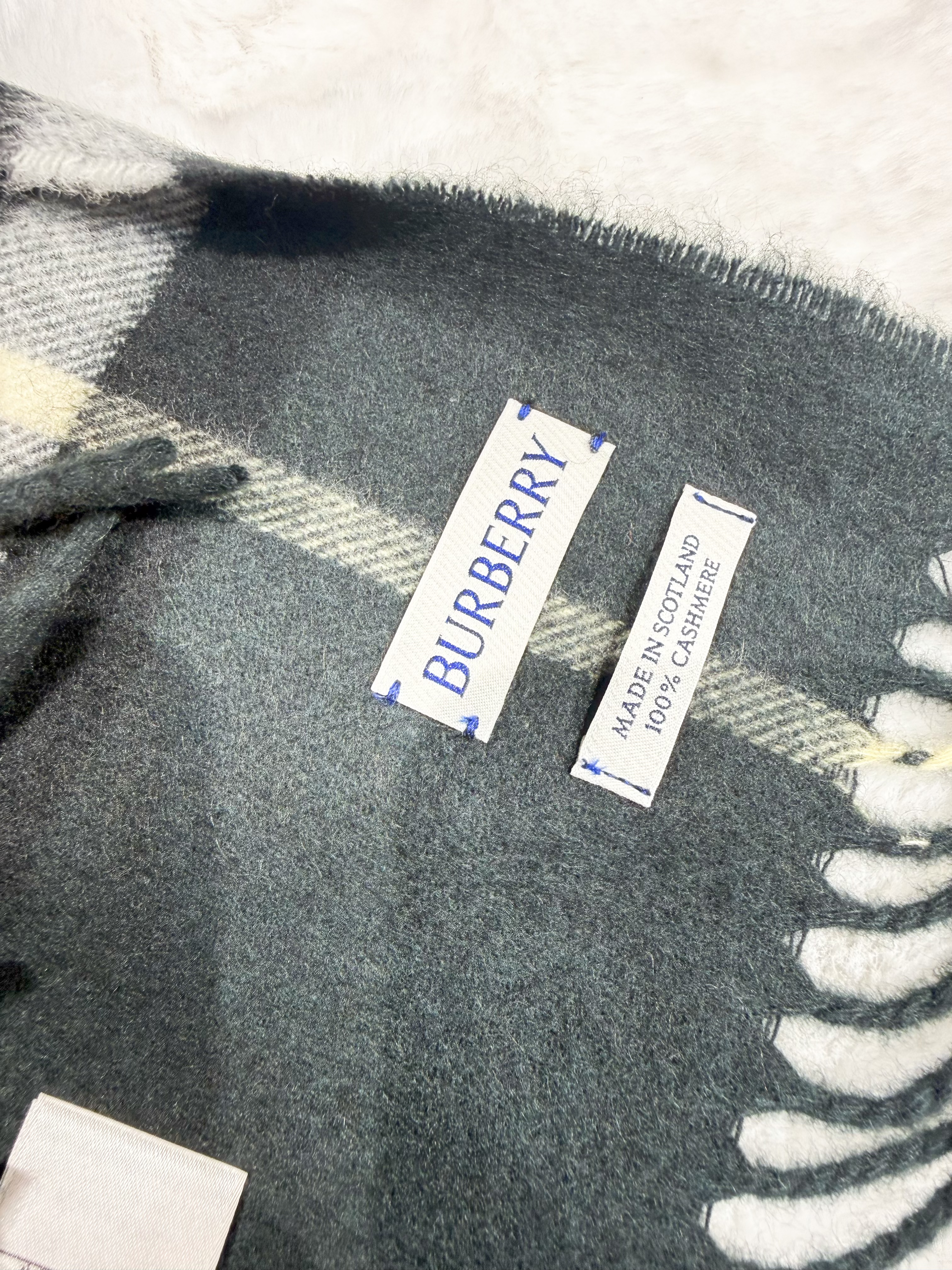Burberry scarf cashmere/check/verde
